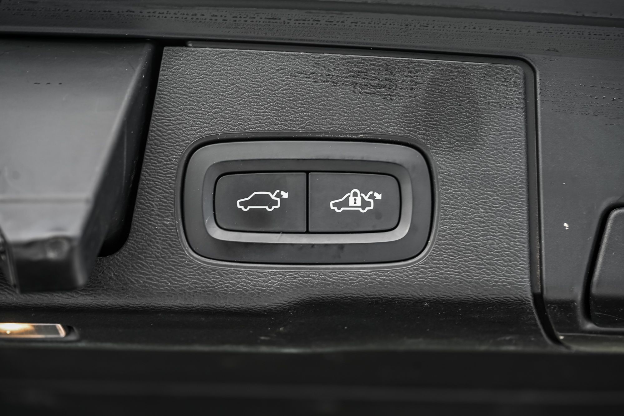 Volvo XC60  2021 à Pointe-Claire, Québec