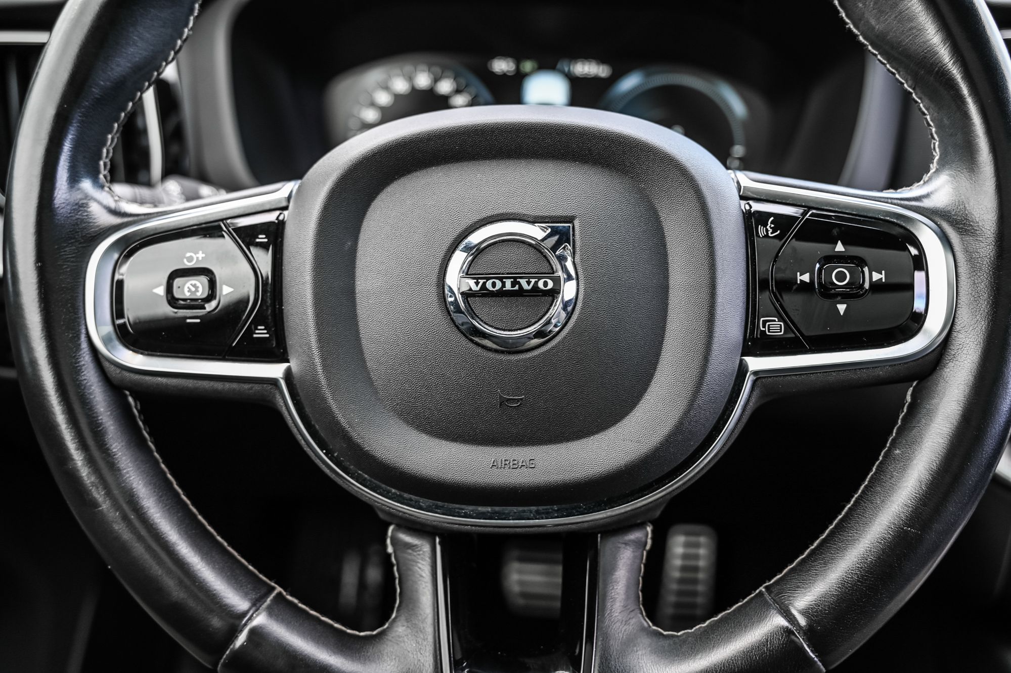 Volvo XC60  2021 à Pointe-Claire, Québec