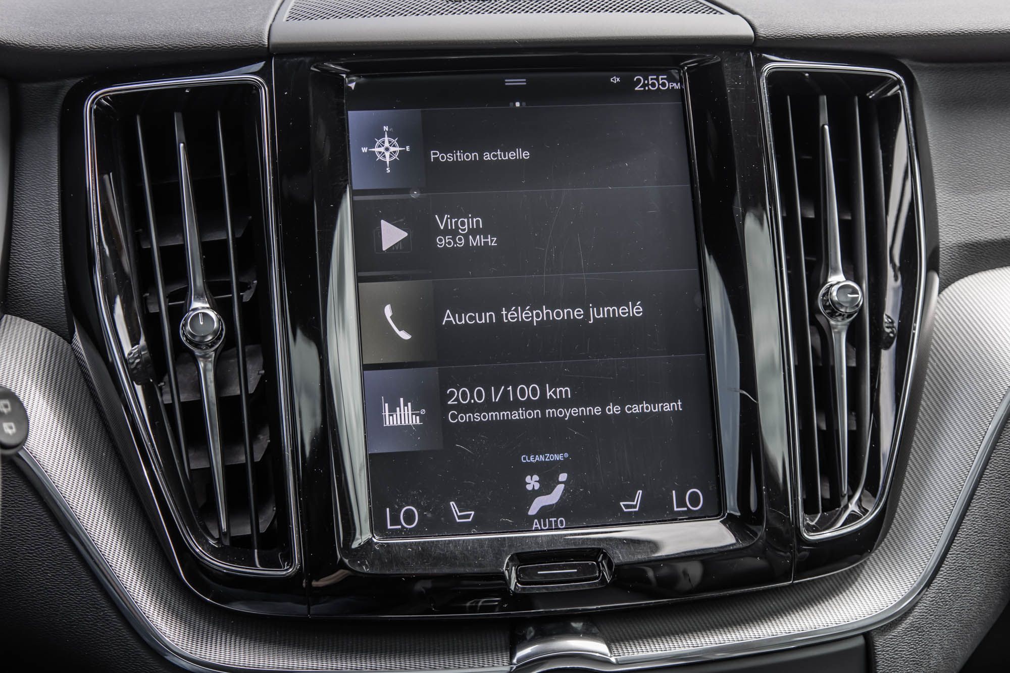 2021 Volvo XC60 in Pointe-Claire, Quebec