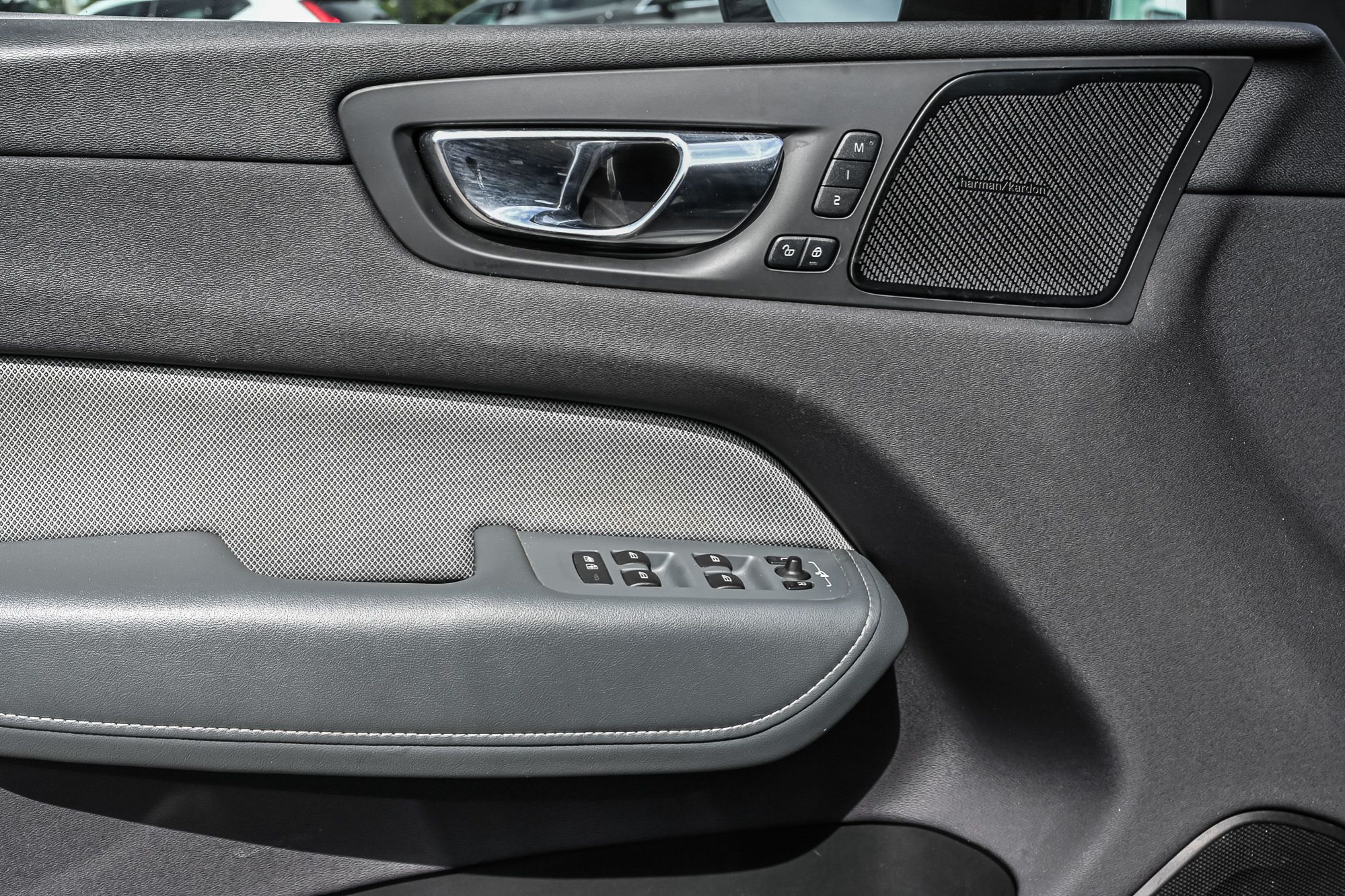 2021 Volvo XC60 in Pointe-Claire, Quebec