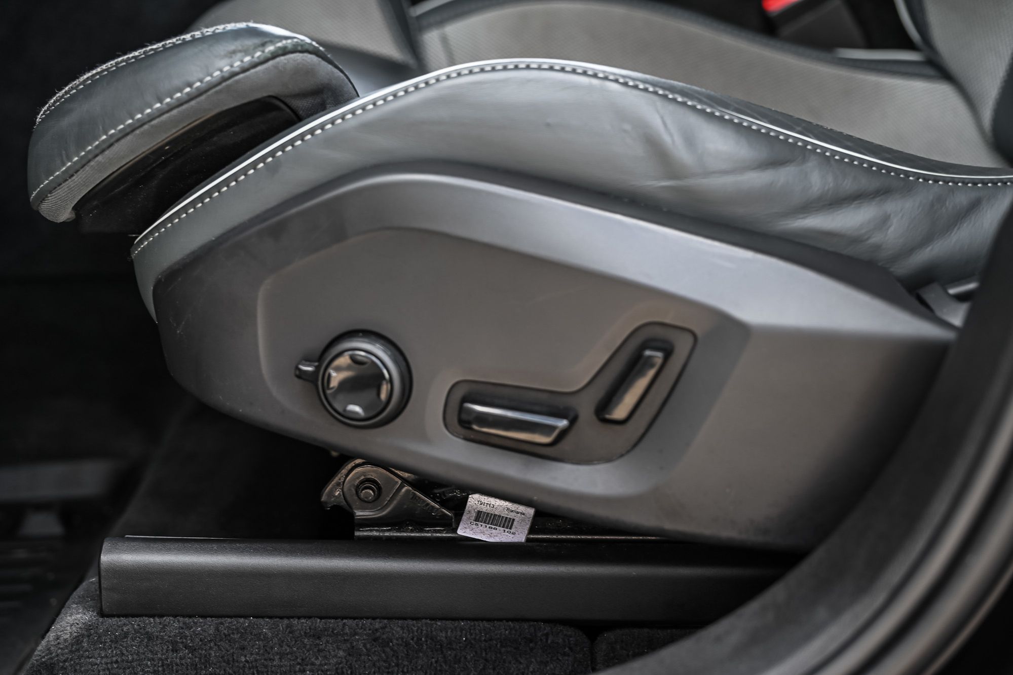 2021 Volvo XC60 in Pointe-Claire, Quebec