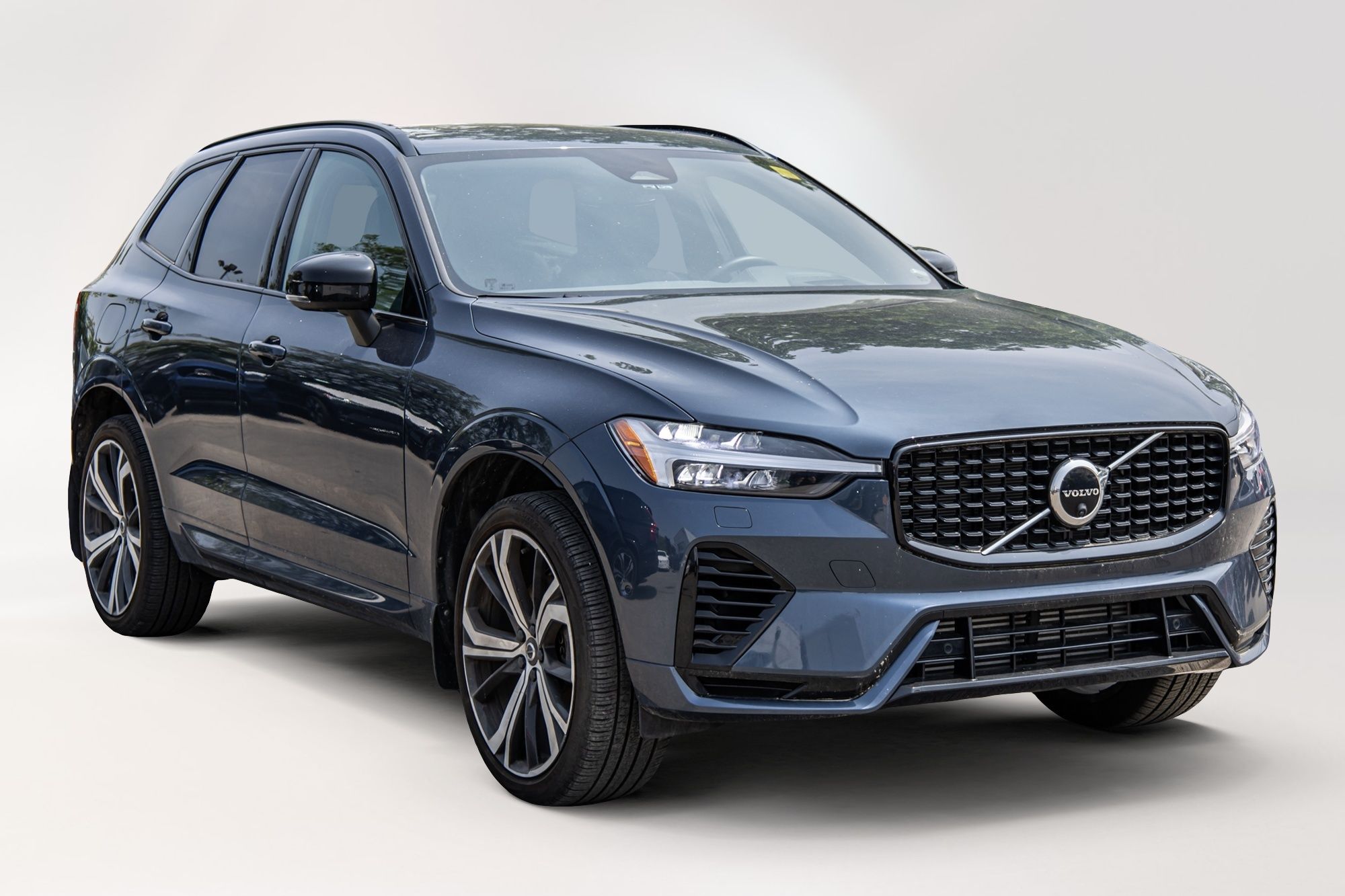 2022 Volvo XC60 in Pointe-Claire, Quebec