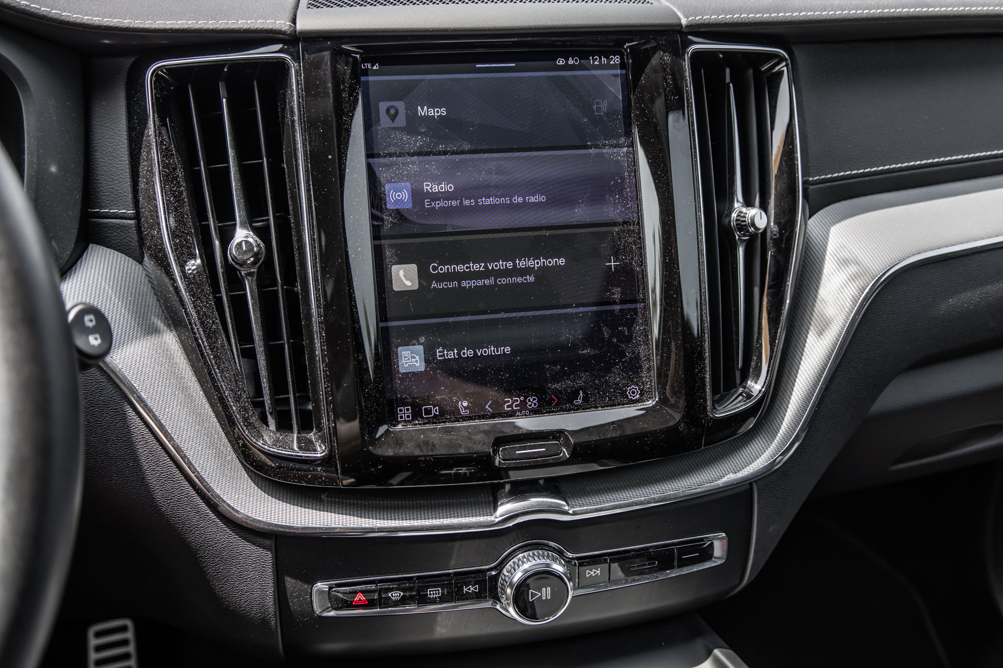 2022 Volvo XC60 in Pointe-Claire, Quebec