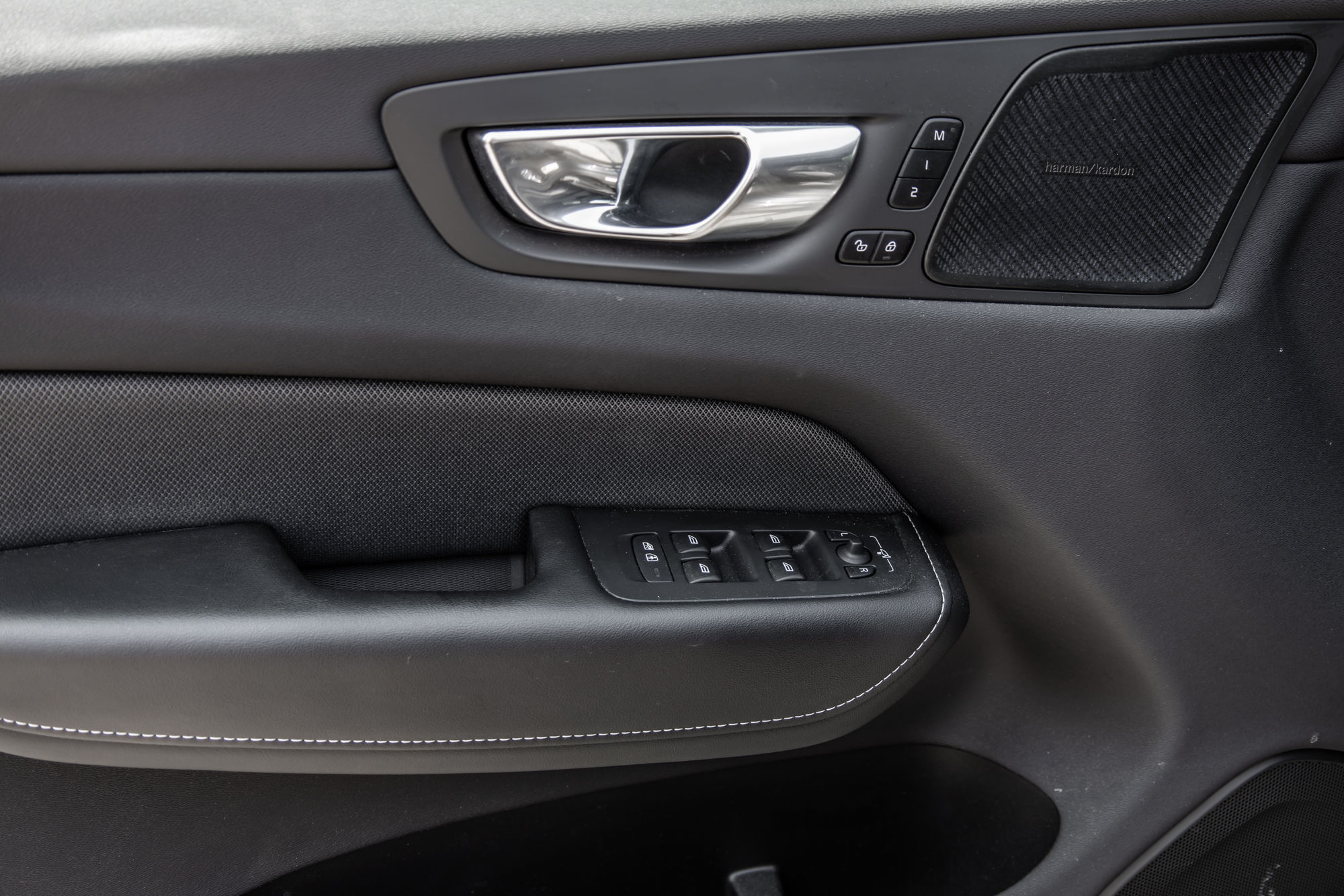 2022 Volvo XC60 in Pointe-Claire, Quebec