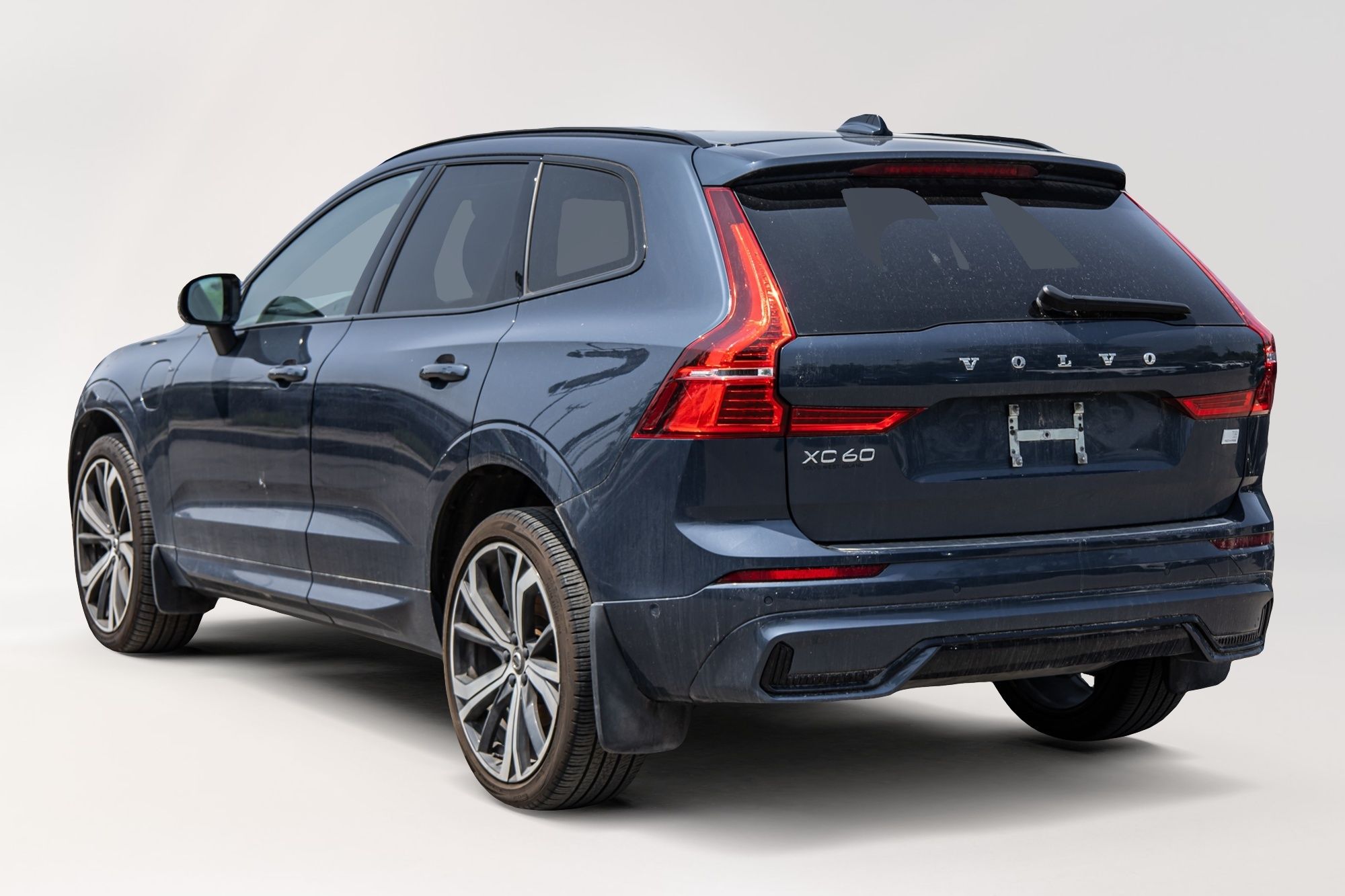 2022 Volvo XC60 in Pointe-Claire, Quebec