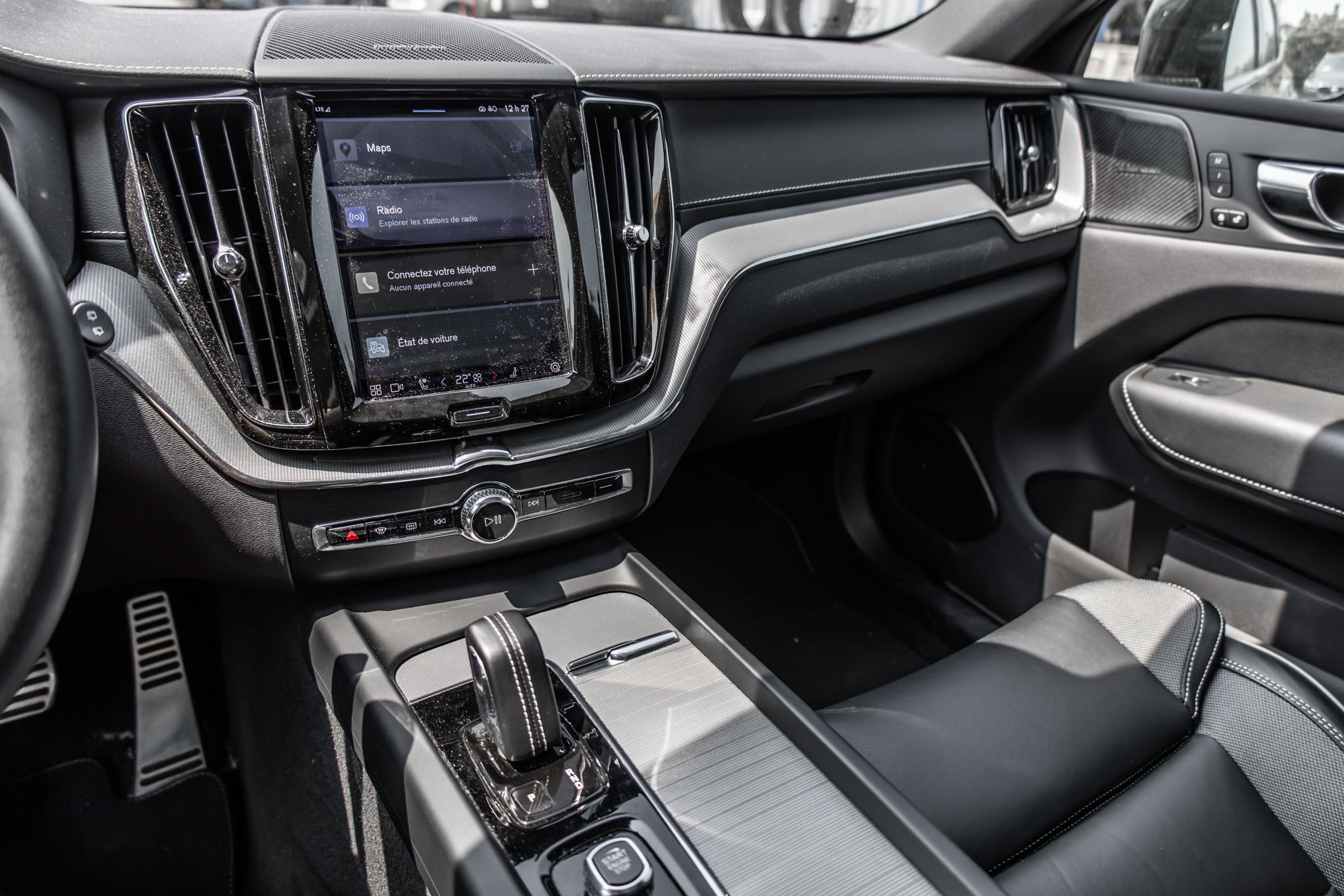2022 Volvo XC60 in Pointe-Claire, Quebec