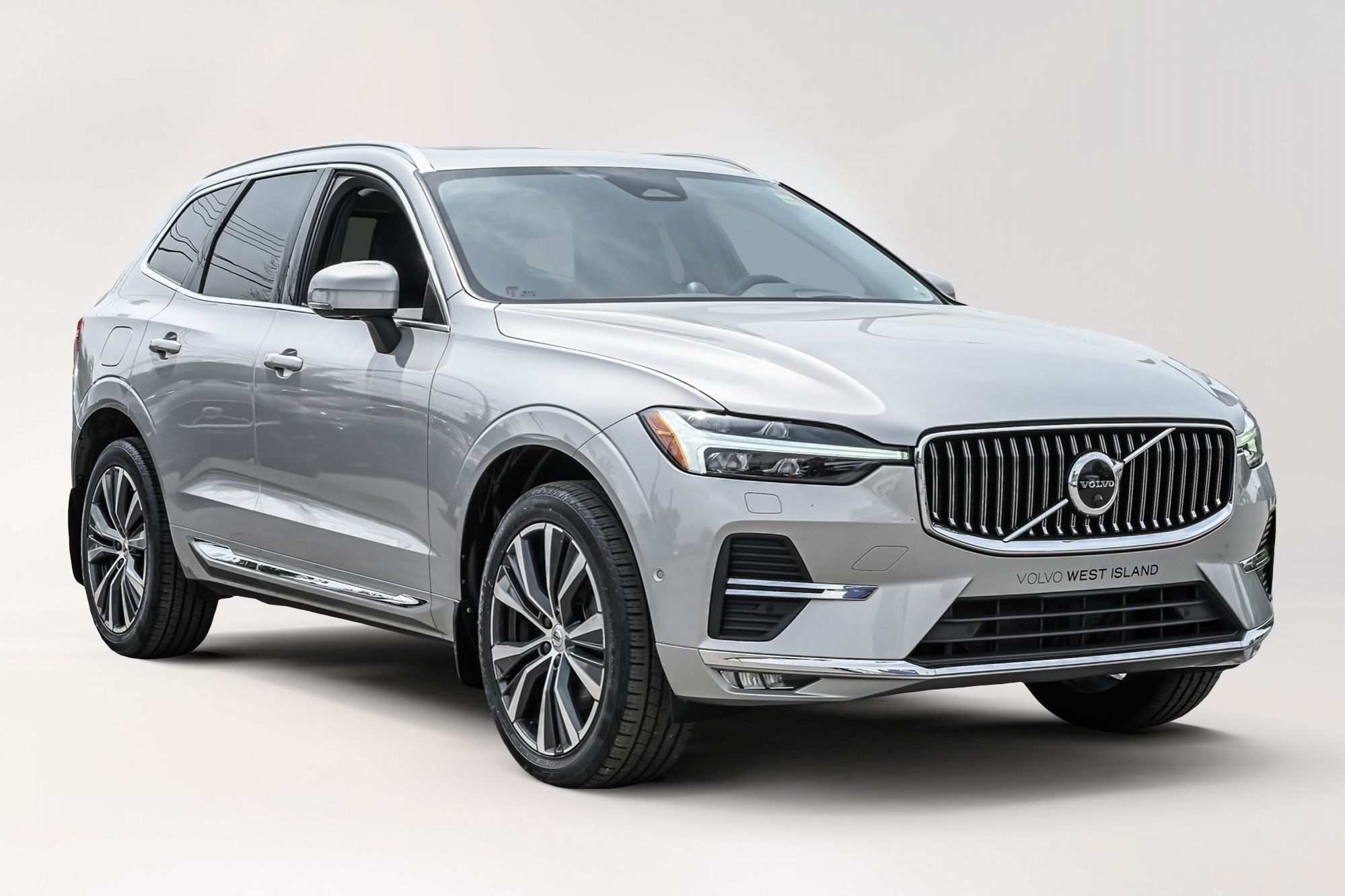 2022 Volvo XC60 in Pointe-Claire, Quebec