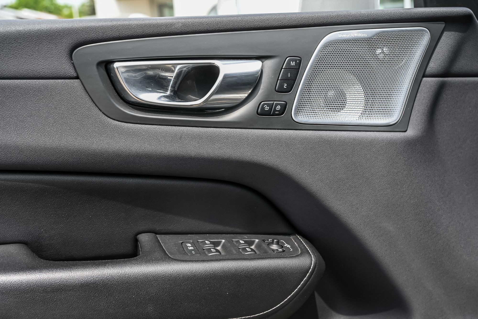 2022 Volvo XC60 in Pointe-Claire, Quebec