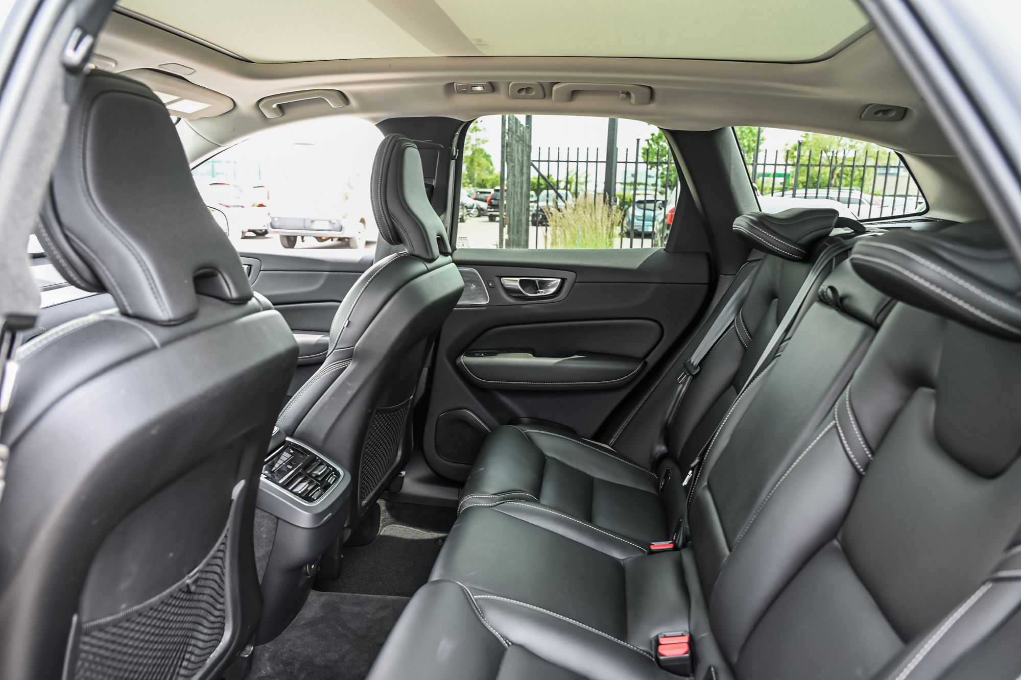 2022 Volvo XC60 in Pointe-Claire, Quebec