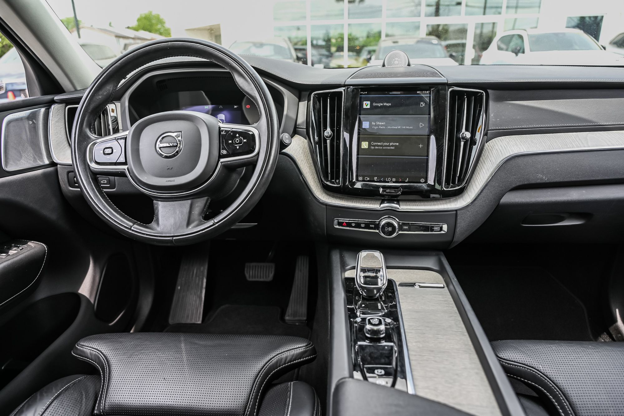 2022 Volvo XC60 in Pointe-Claire, Quebec