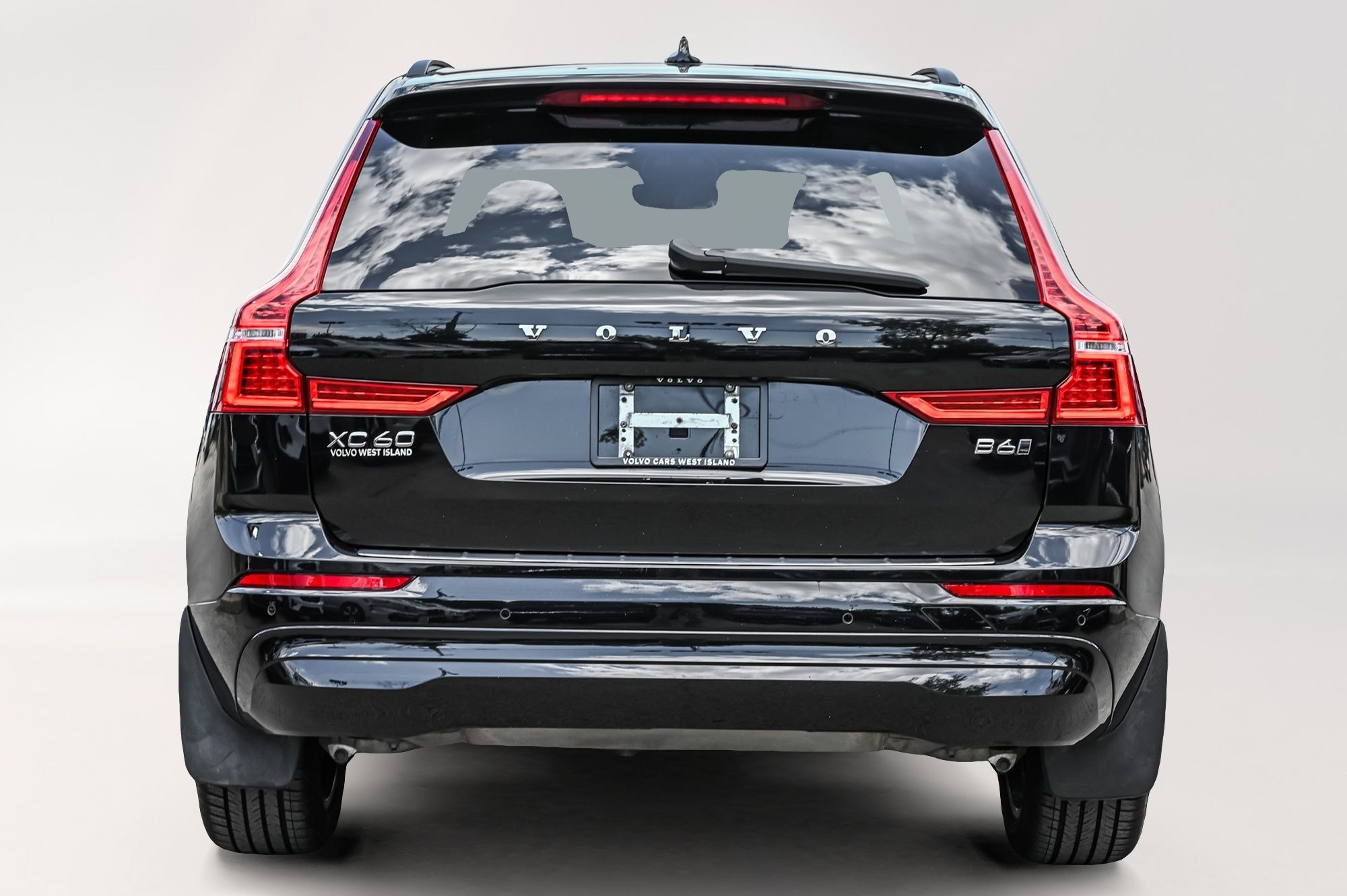 2022 Volvo XC60 in Pointe-Claire, Quebec
