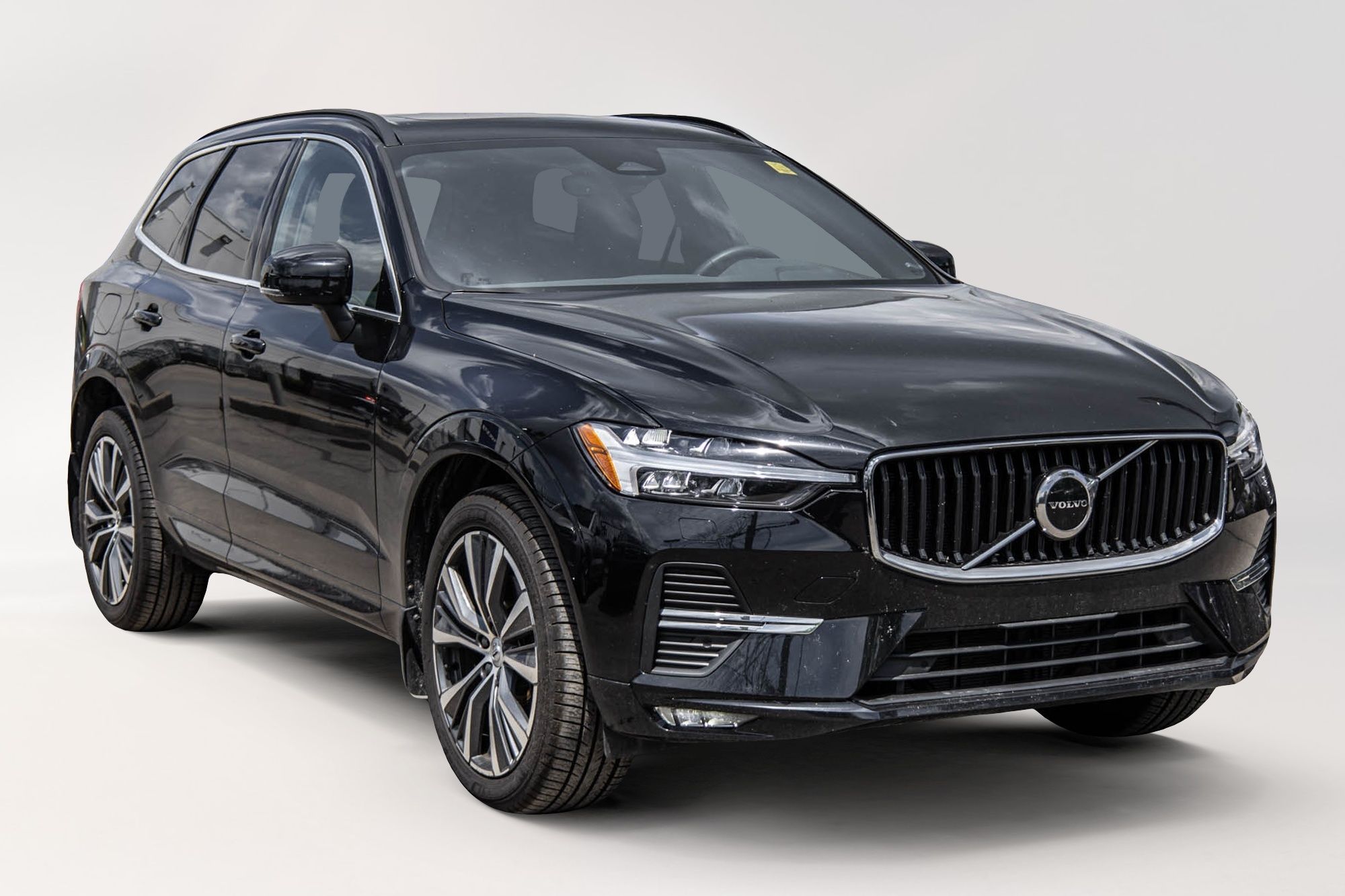 2022 Volvo XC60 in Pointe-Claire, Quebec