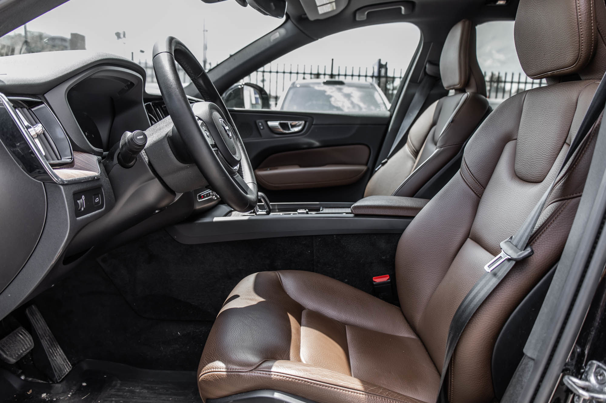 2022 Volvo XC60 in Pointe-Claire, Quebec