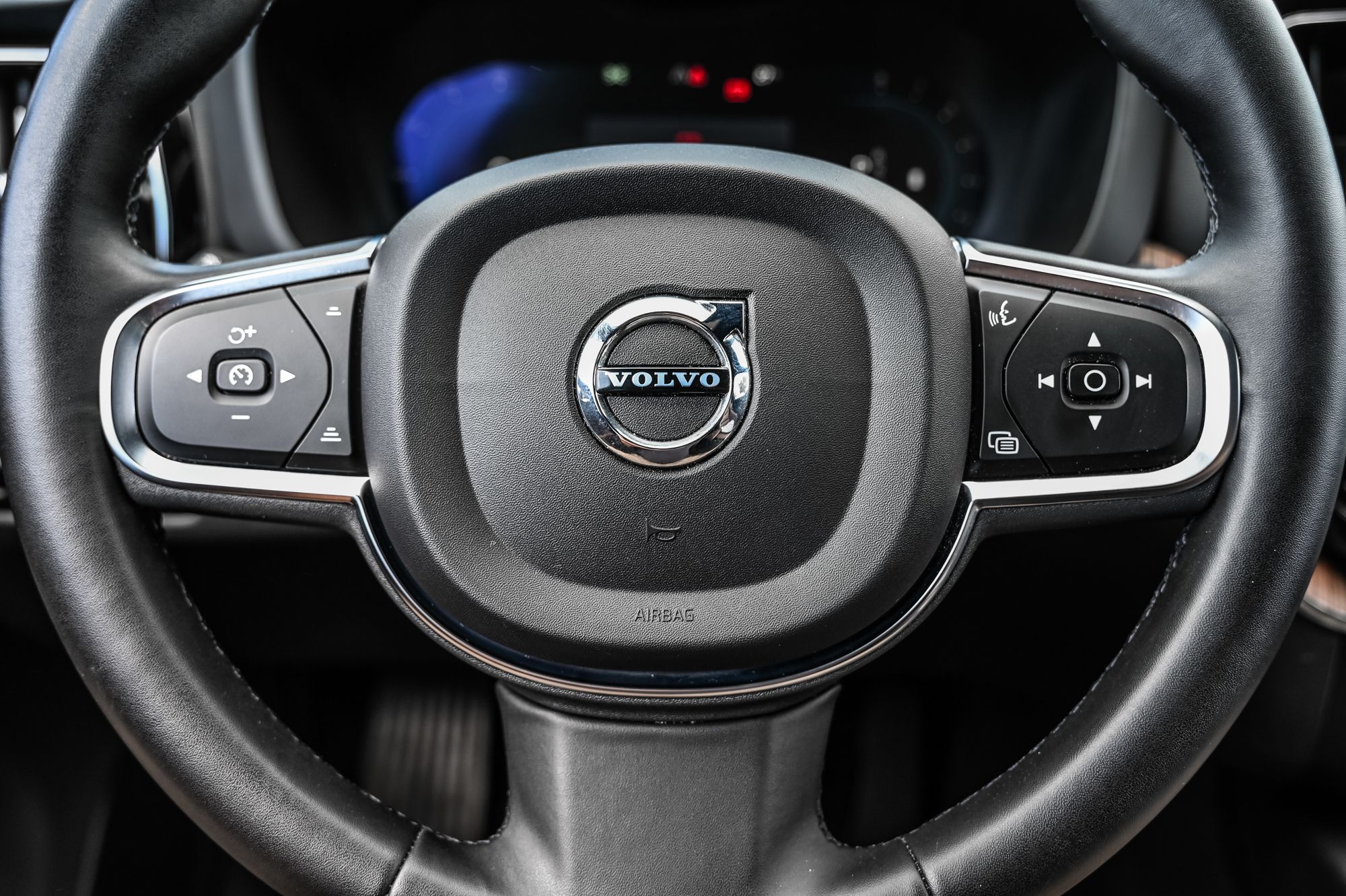 2022 Volvo XC60 in Pointe-Claire, Quebec