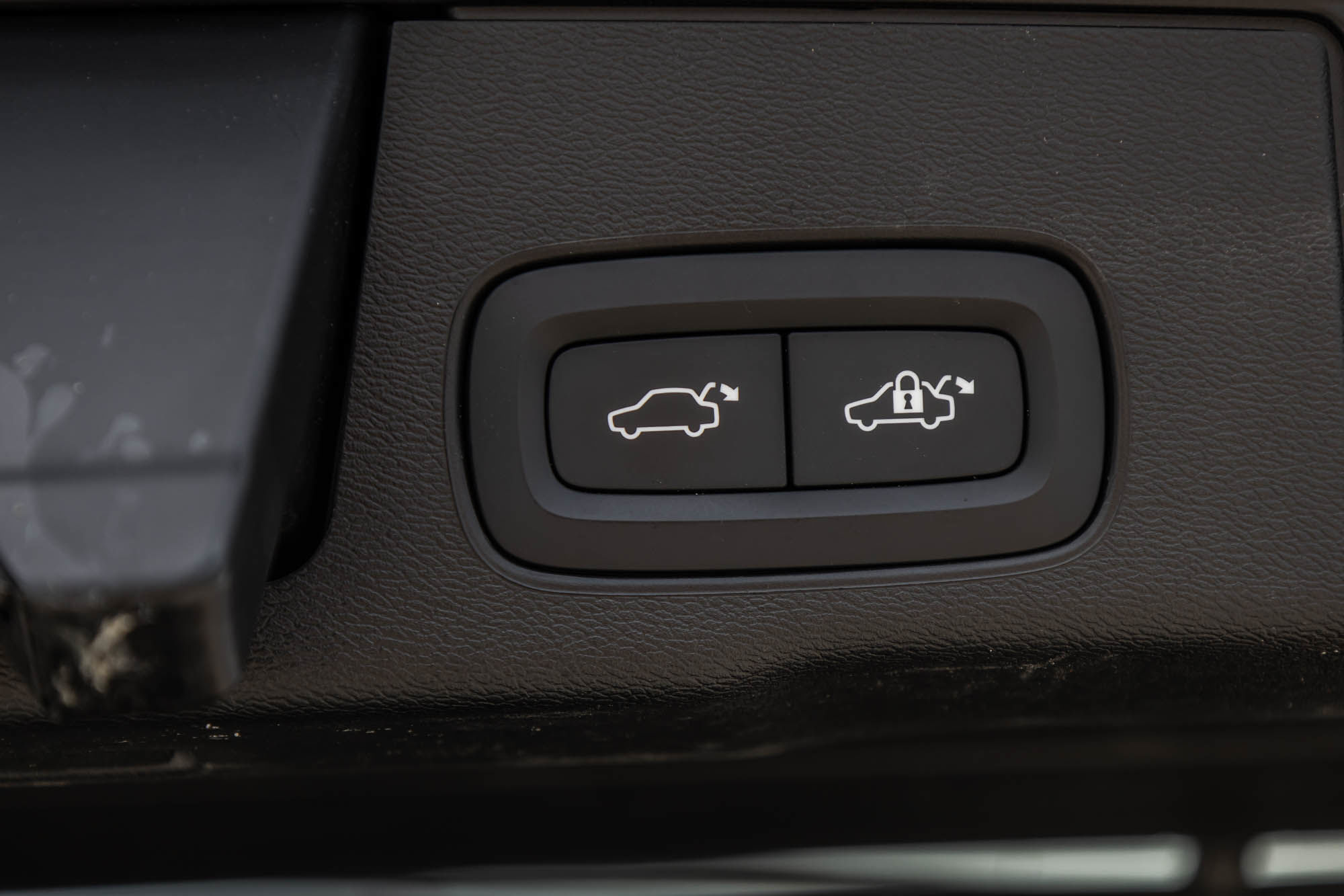 2022 Volvo XC60 in Pointe-Claire, Quebec