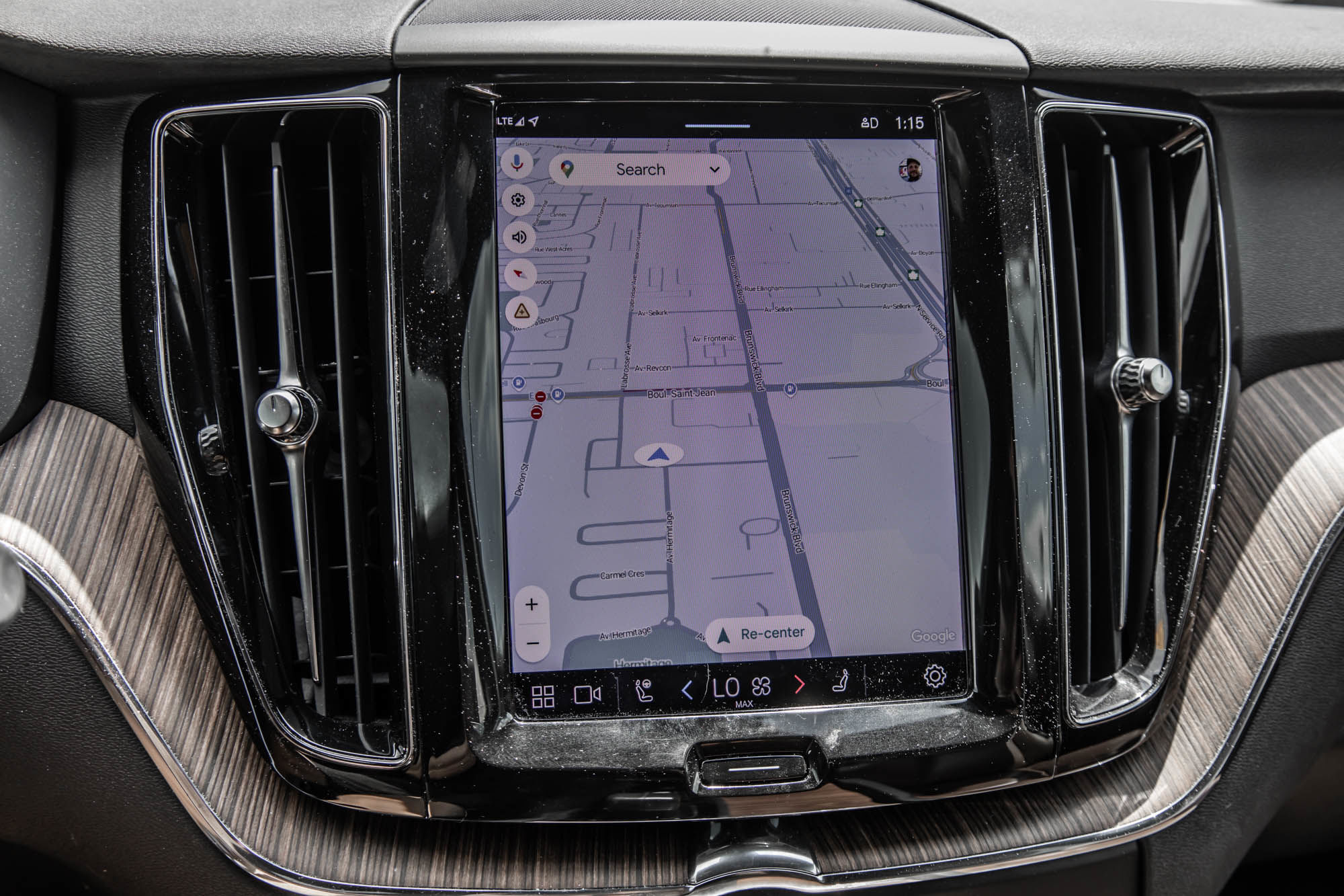 2022 Volvo XC60 in Pointe-Claire, Quebec