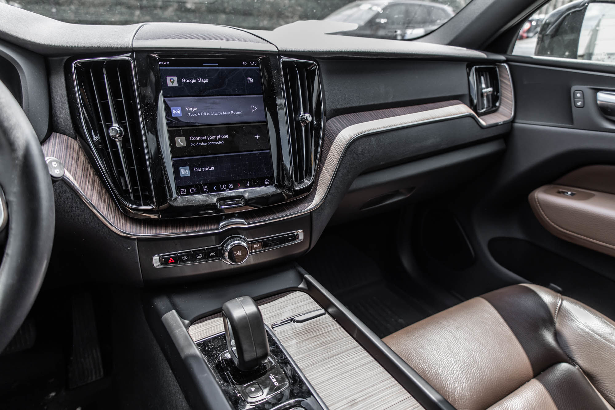 2022 Volvo XC60 in Pointe-Claire, Quebec