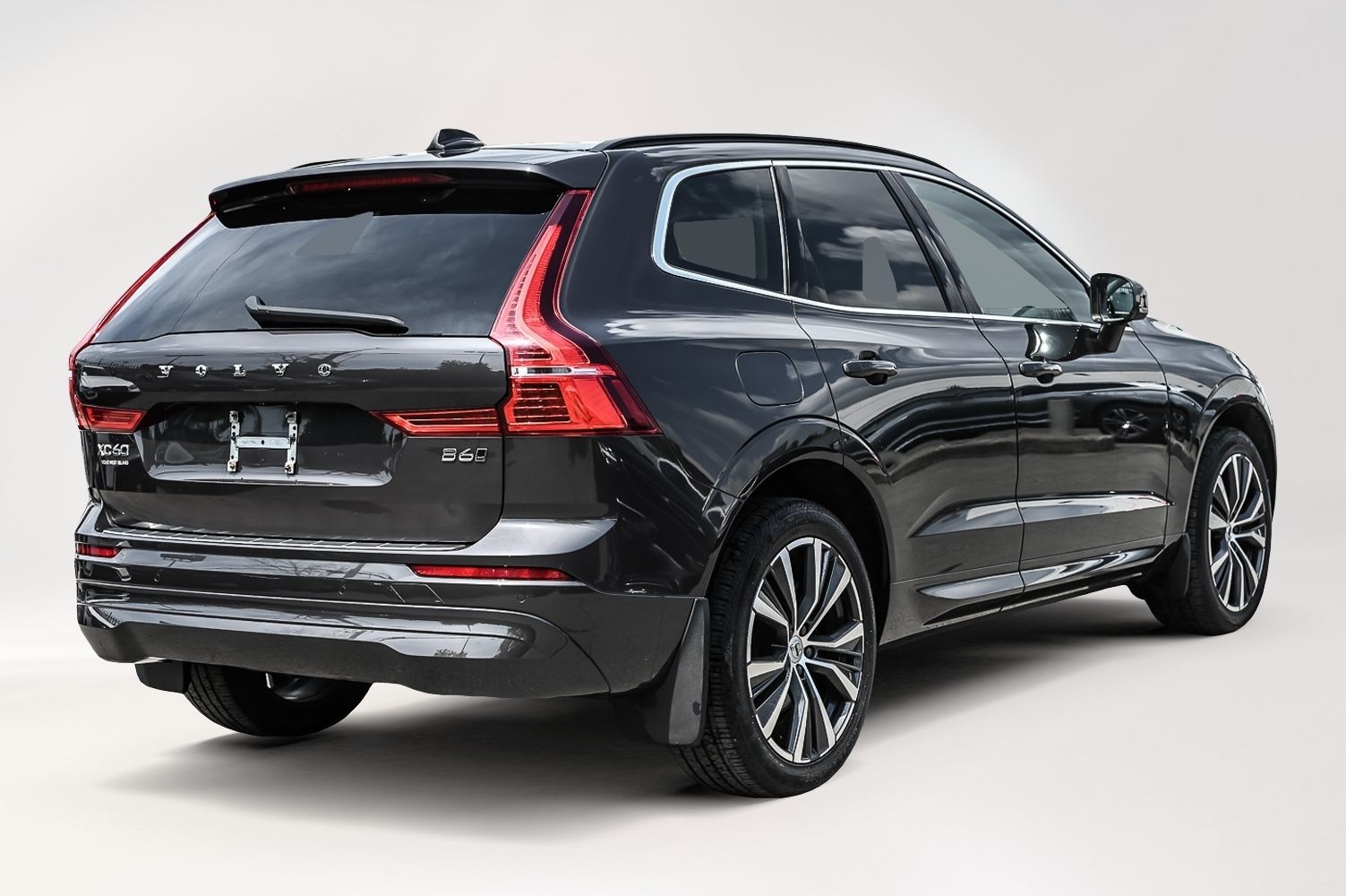 2022 Volvo XC60 in Pointe-Claire, Quebec