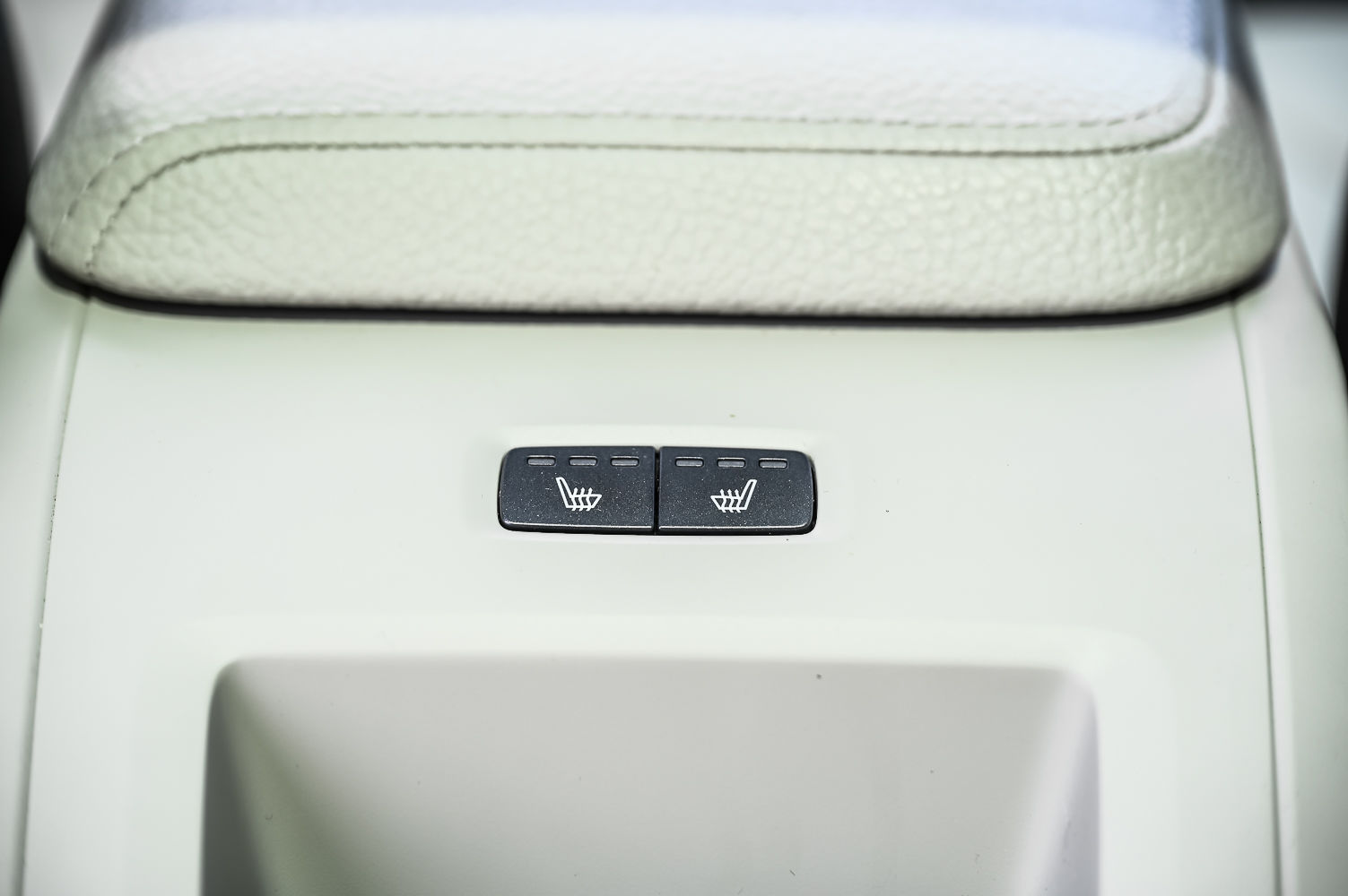 2022 Volvo XC60 in Pointe-Claire, Quebec