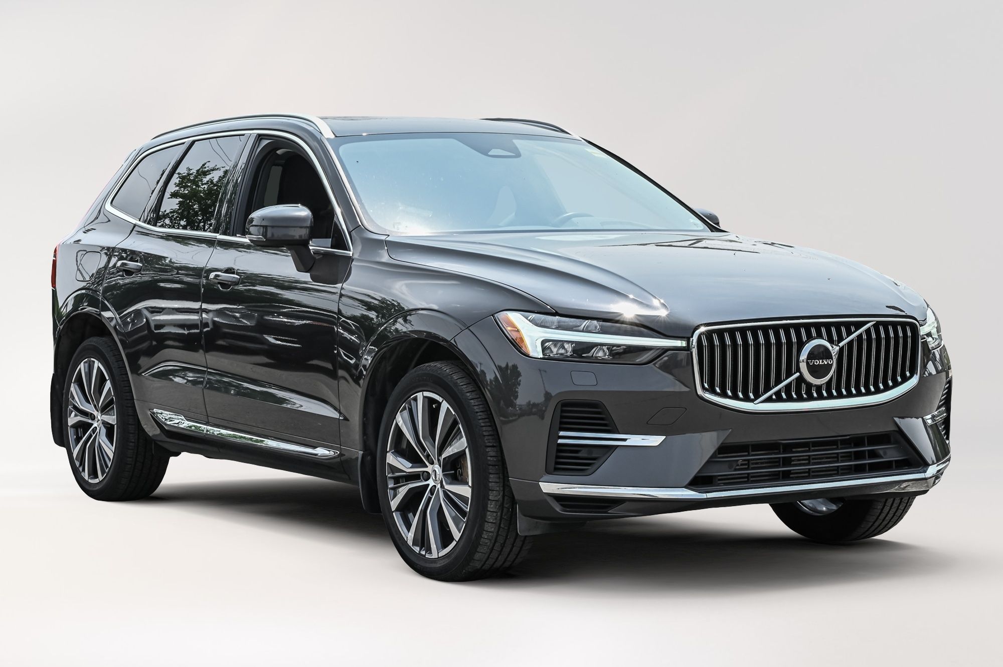 2022 Volvo XC60 in Pointe-Claire, Quebec