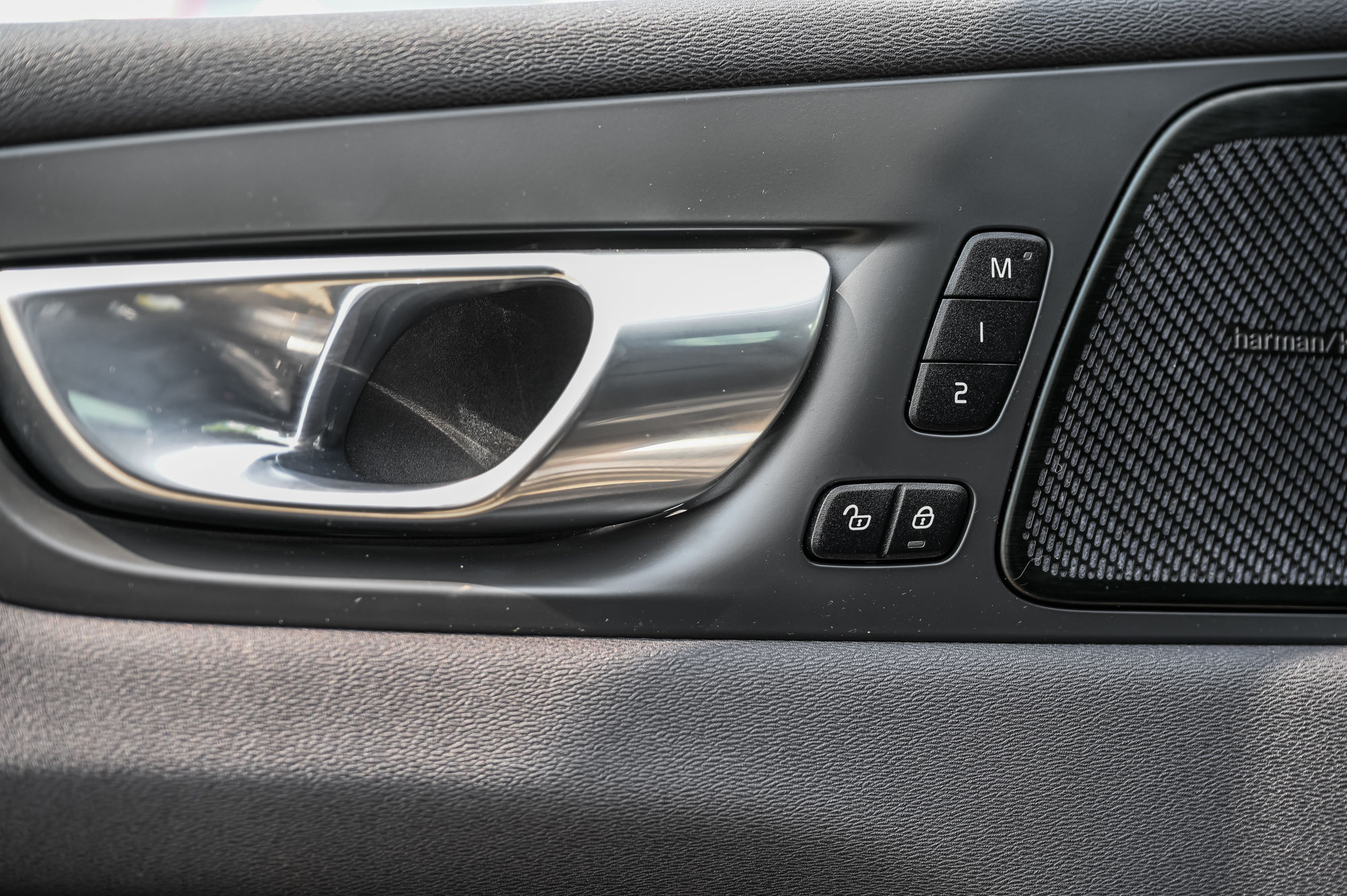 2022 Volvo XC60 in Pointe-Claire, Quebec