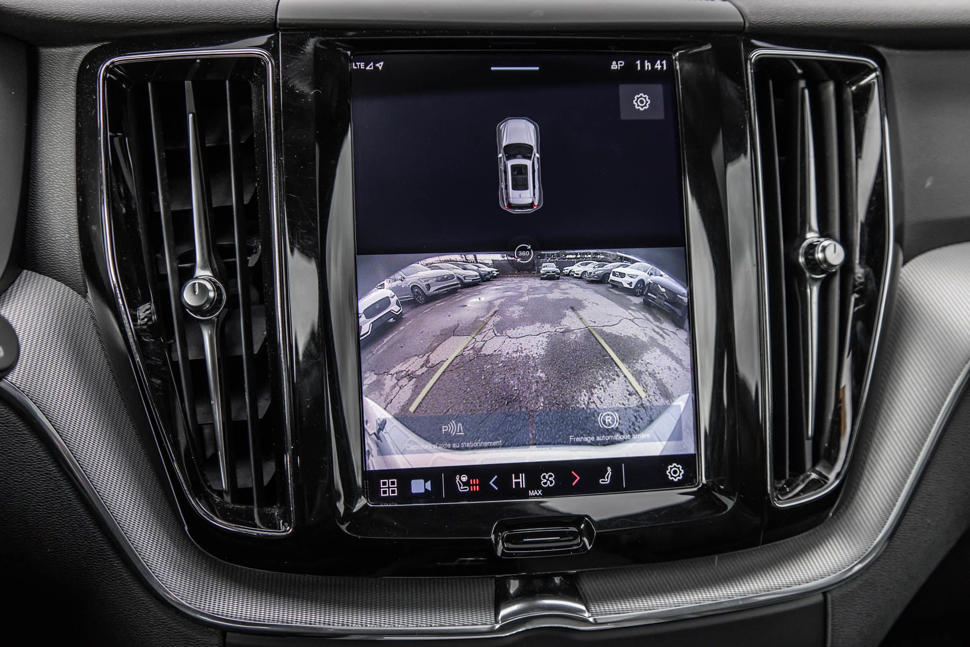 2022 Volvo XC60 in Pointe-Claire, Quebec