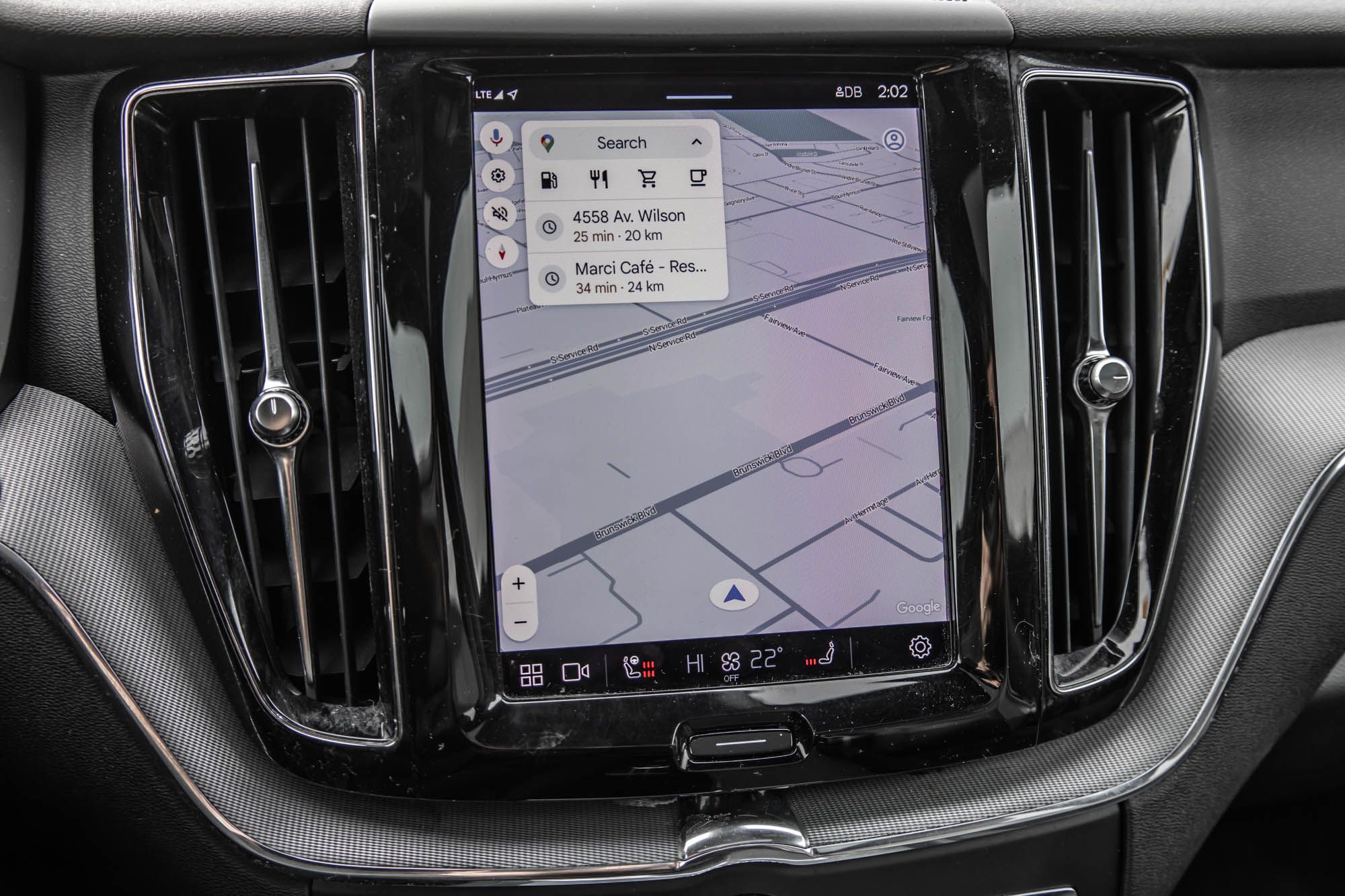 2022 Volvo XC60 in Pointe-Claire, Quebec