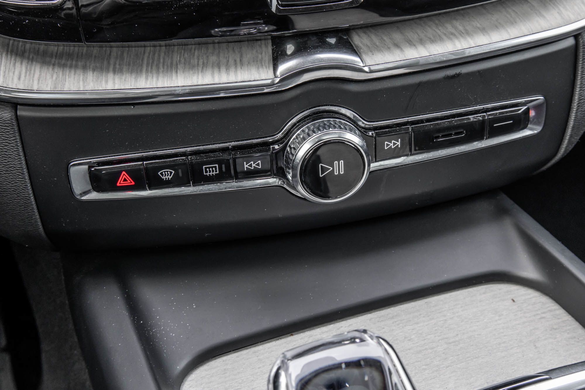 2022 Volvo XC60 in Pointe-Claire, Quebec