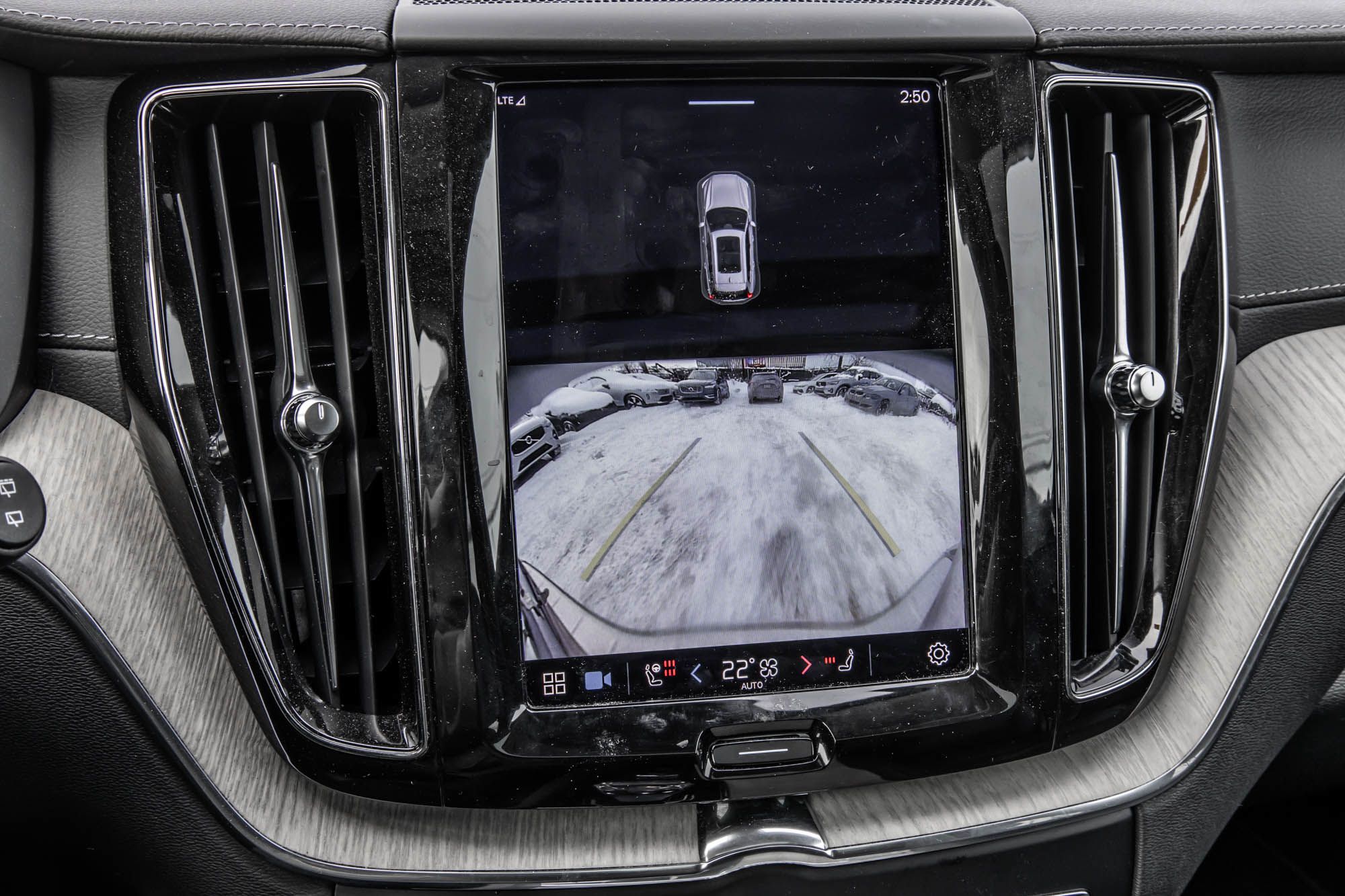 2022 Volvo XC60 in Pointe-Claire, Quebec