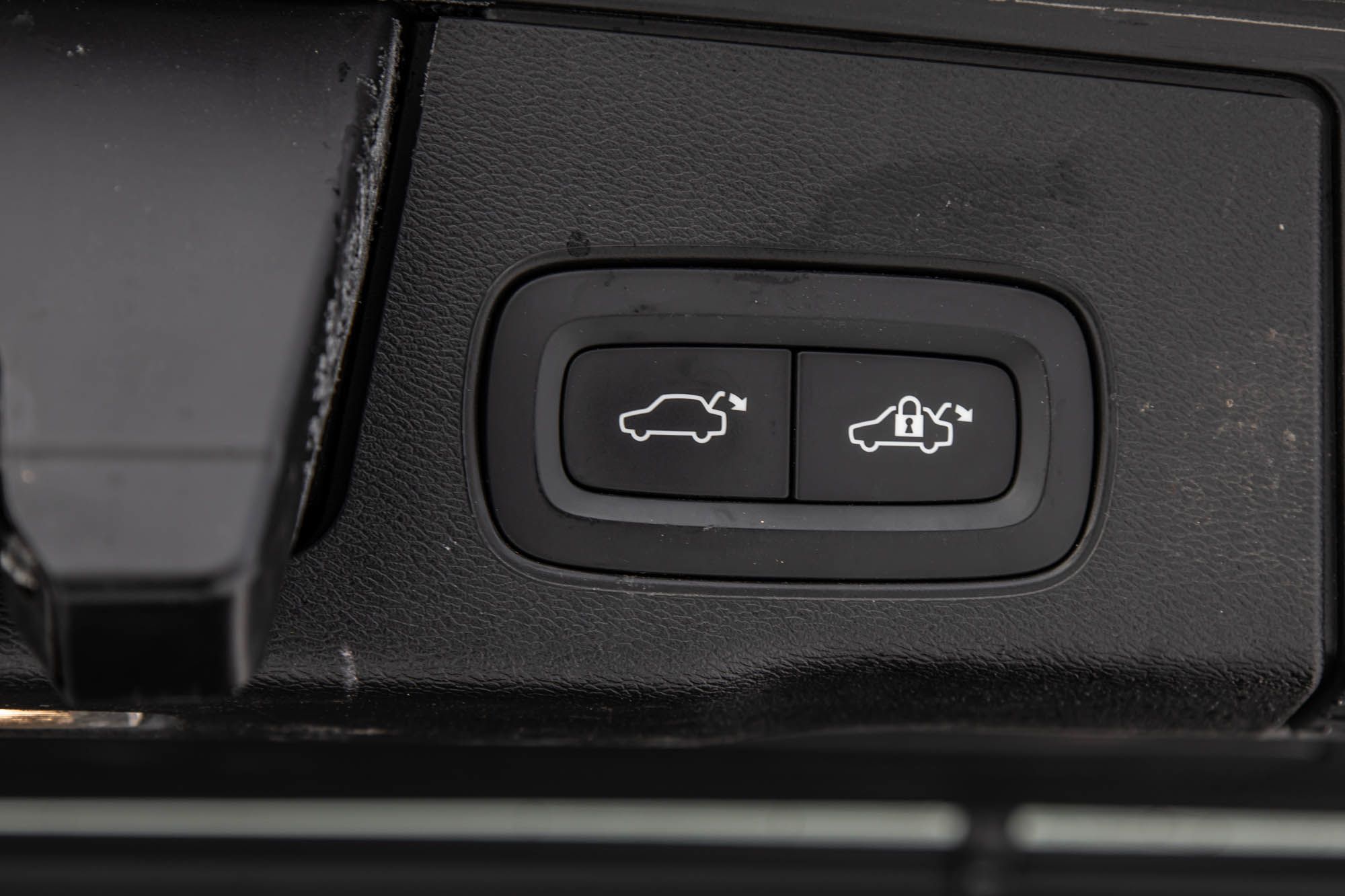 2022 Volvo XC60 in Pointe-Claire, Quebec