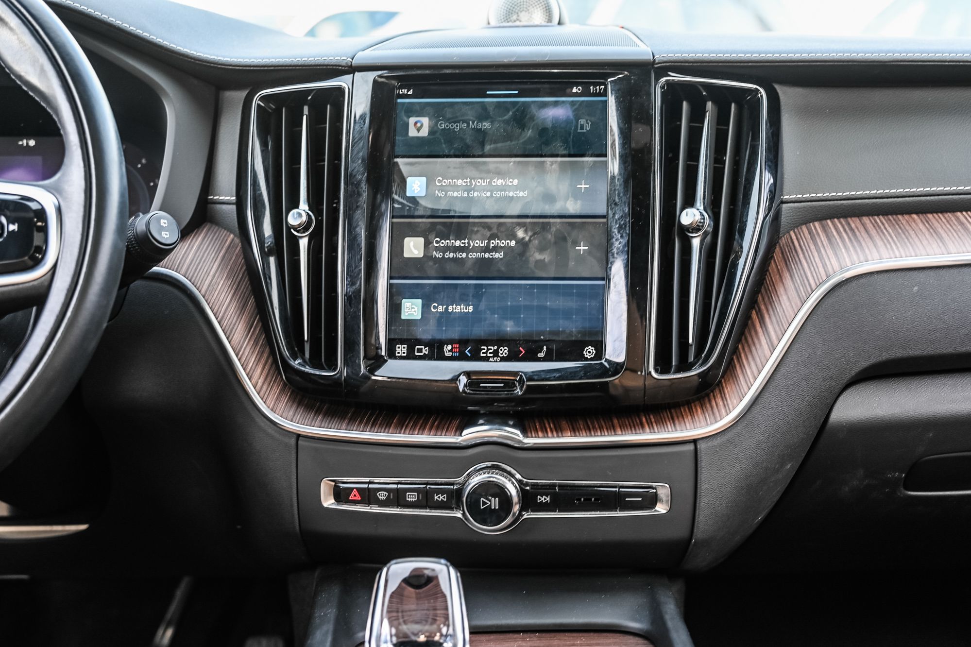 2022 Volvo XC60 in Pointe-Claire, Quebec