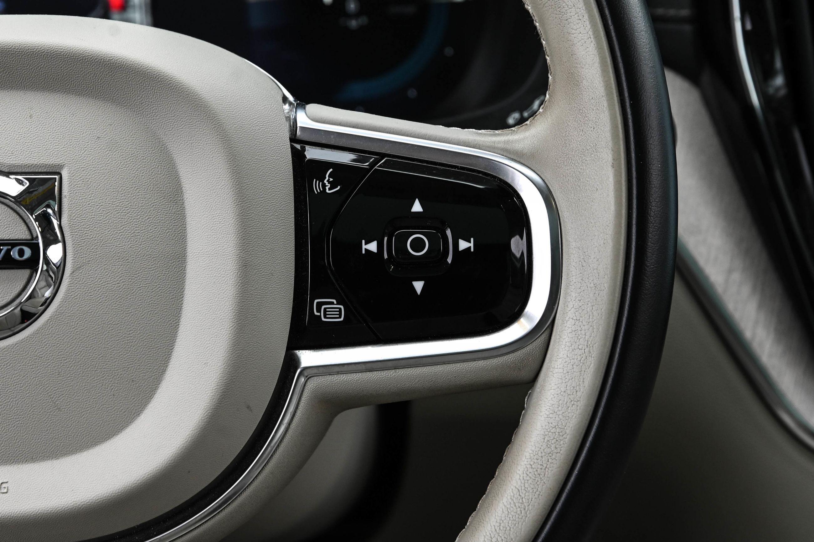 Volvo XC60  2022 à Pointe-Claire, Québec