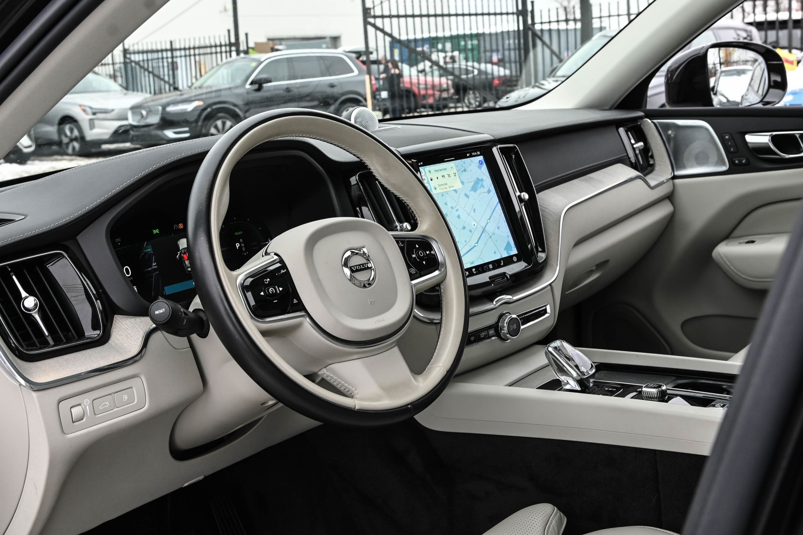 Volvo XC60  2022 à Pointe-Claire, Québec