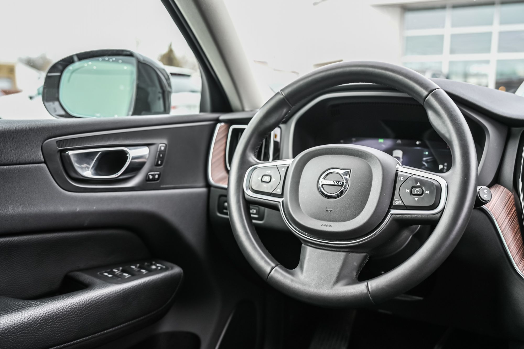 Volvo XC60  2022 à Pointe-Claire, Québec