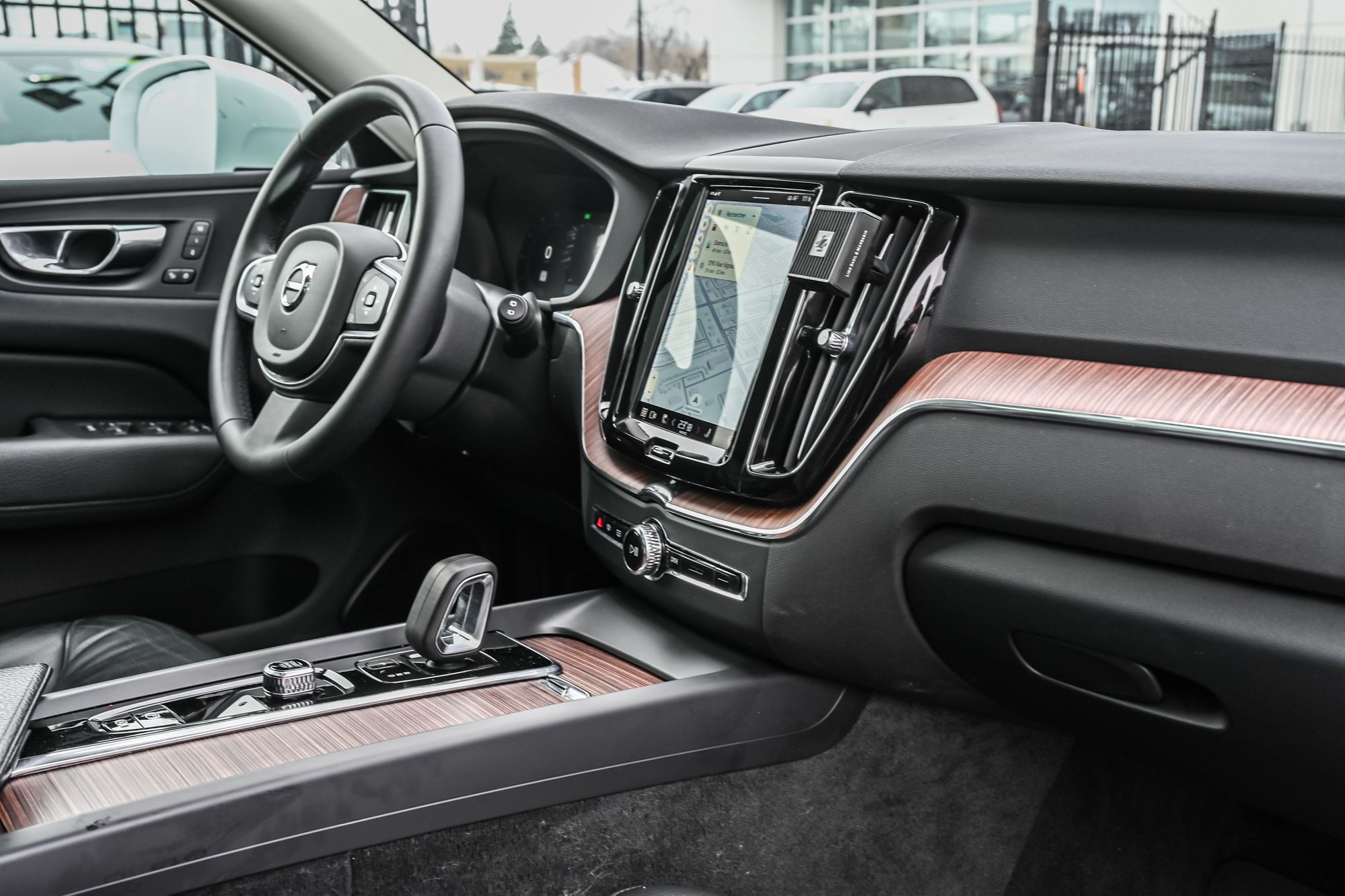 Volvo XC60  2022 à Pointe-Claire, Québec