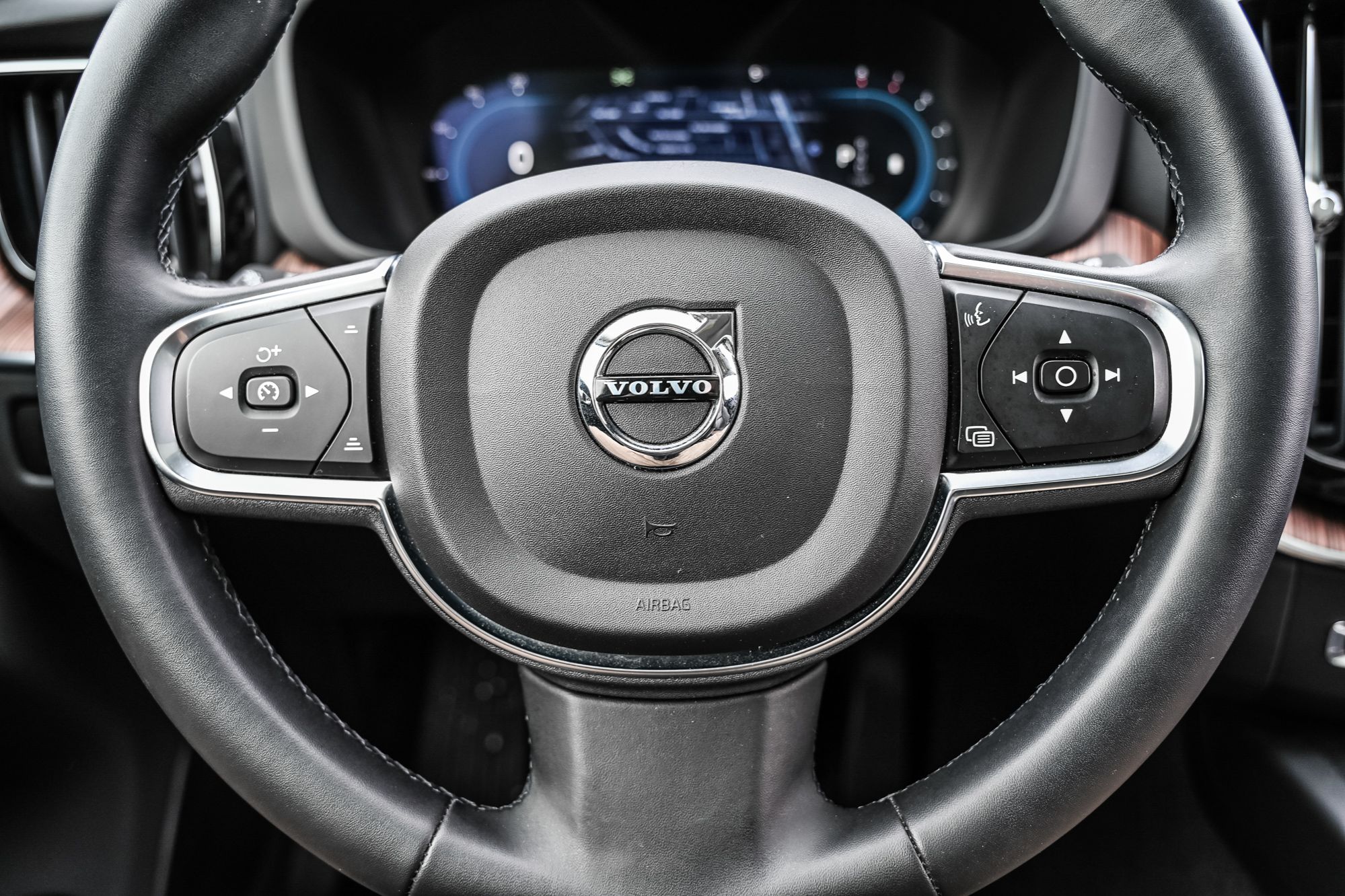 Volvo XC60  2022 à Pointe-Claire, Québec