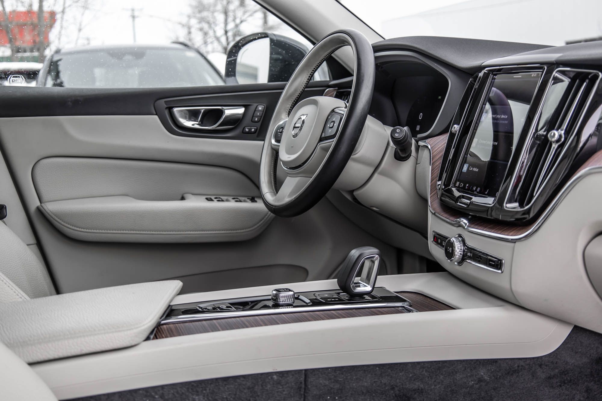 Volvo XC60  2022 à Pointe-Claire, Québec