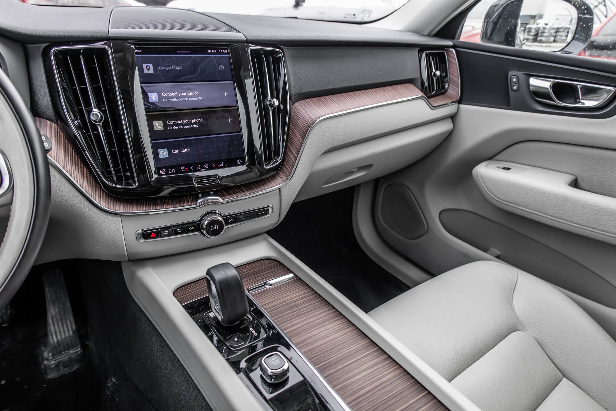 Volvo XC60  2022 à Pointe-Claire, Québec