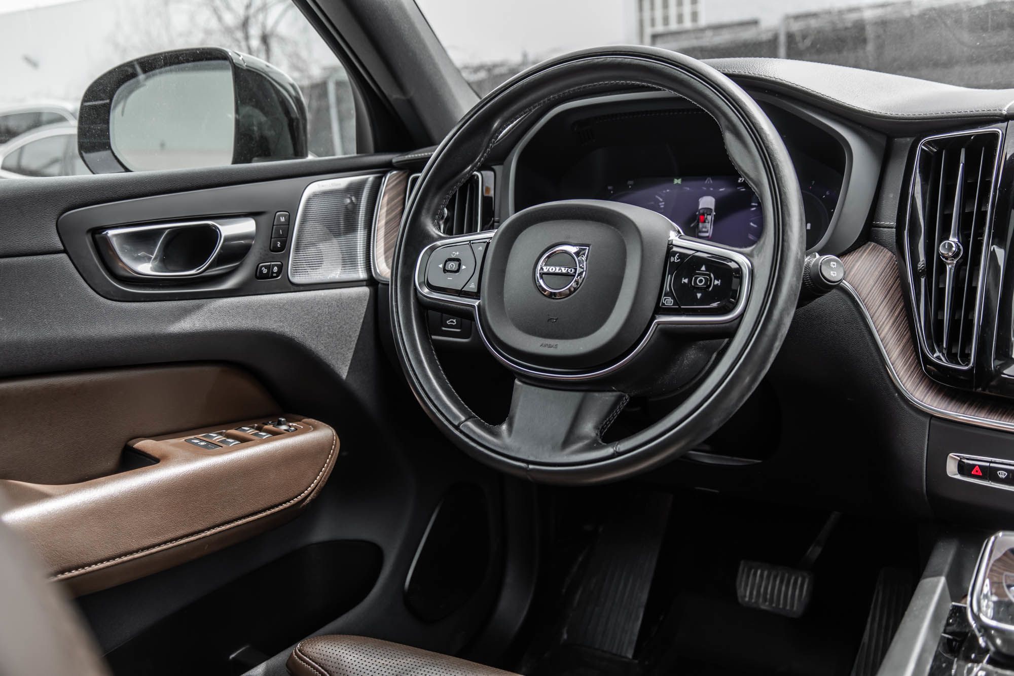 Volvo XC60  2022 à Pointe-Claire, Québec