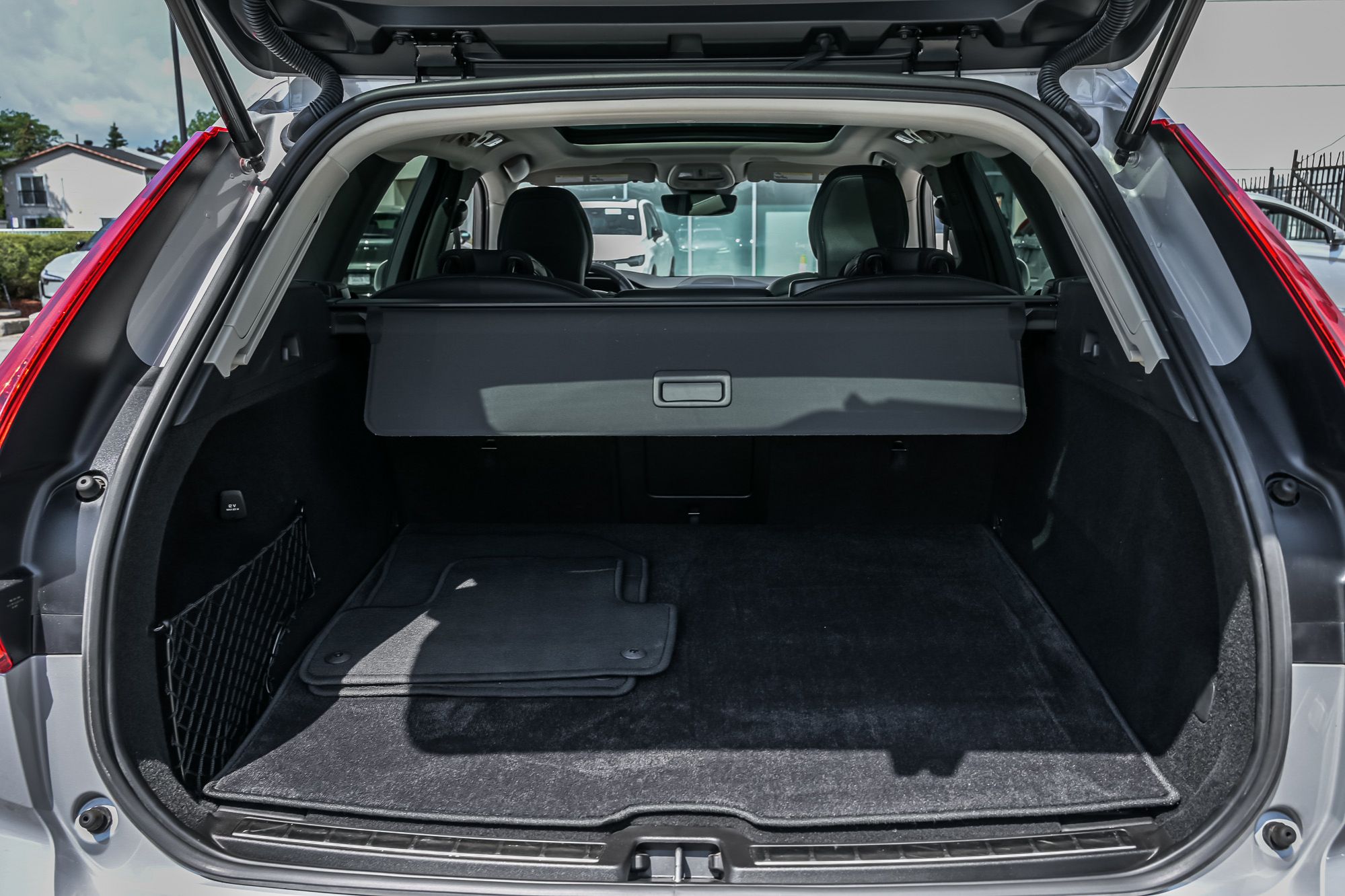 2022 Volvo XC60 in Pointe-Claire, Quebec