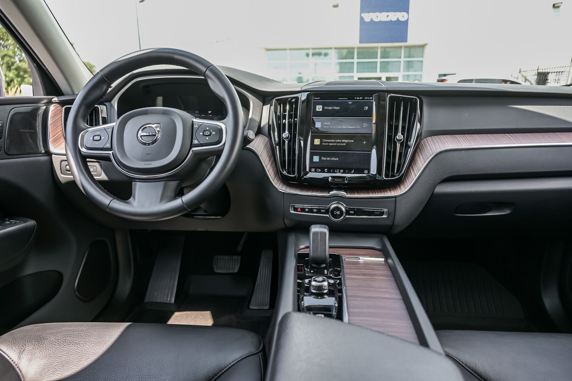 2022 Volvo XC60 in Pointe-Claire, Quebec