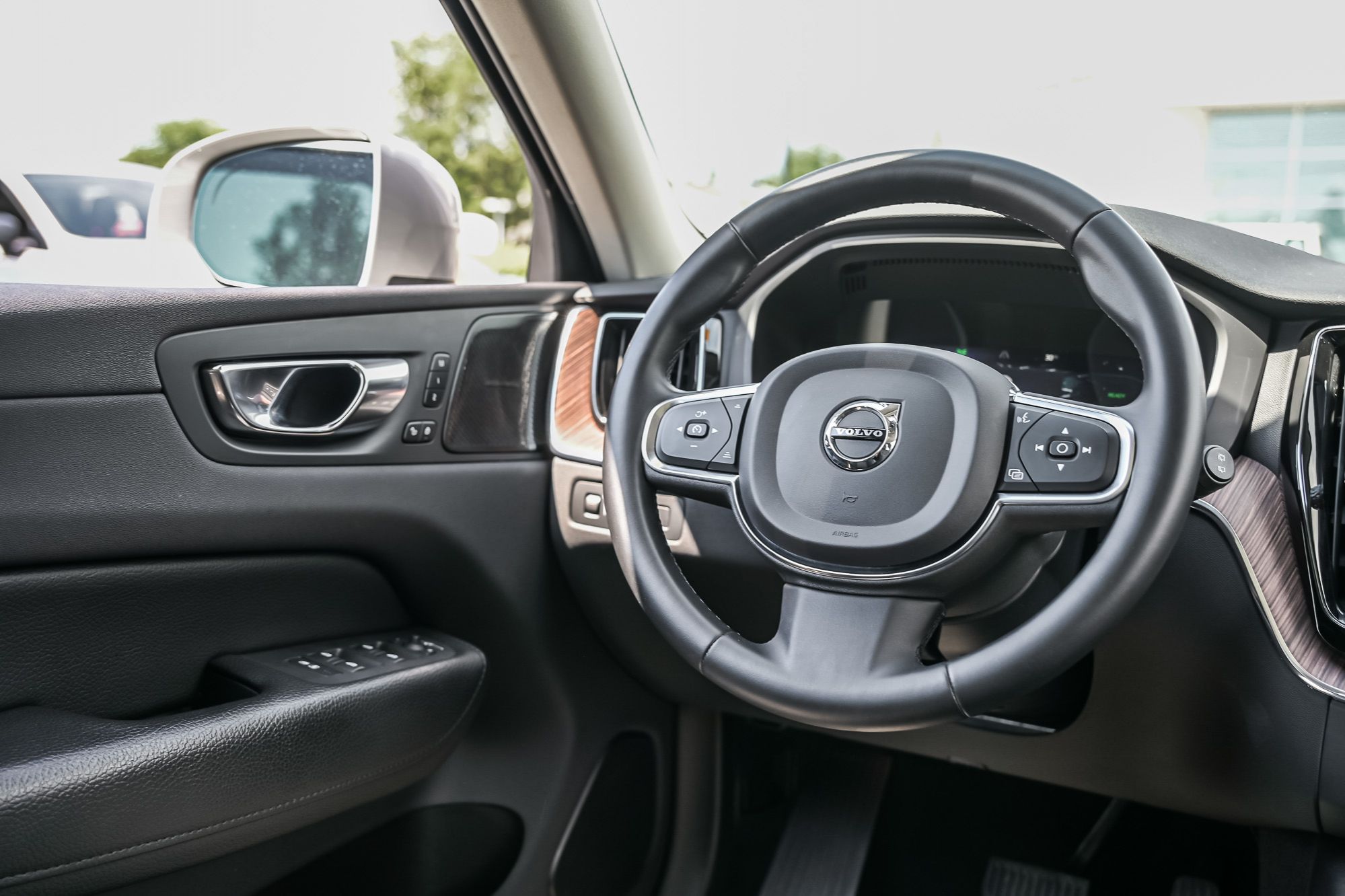 2022 Volvo XC60 in Pointe-Claire, Quebec