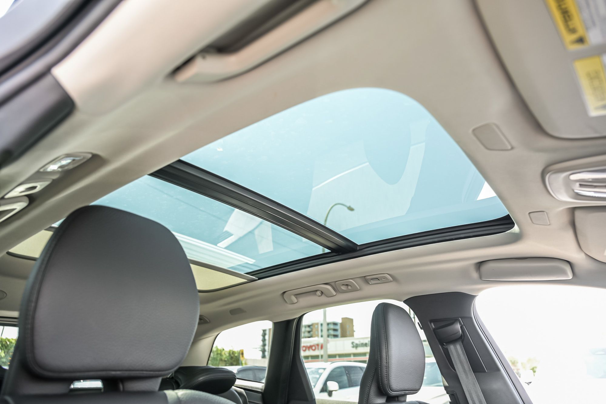 2022 Volvo XC60 in Pointe-Claire, Quebec