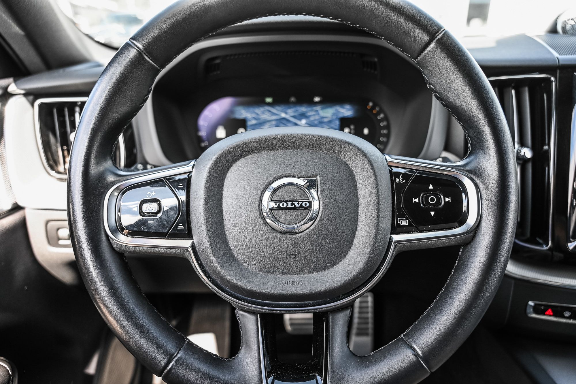 Volvo XC60  2022 à Pointe-Claire, Québec