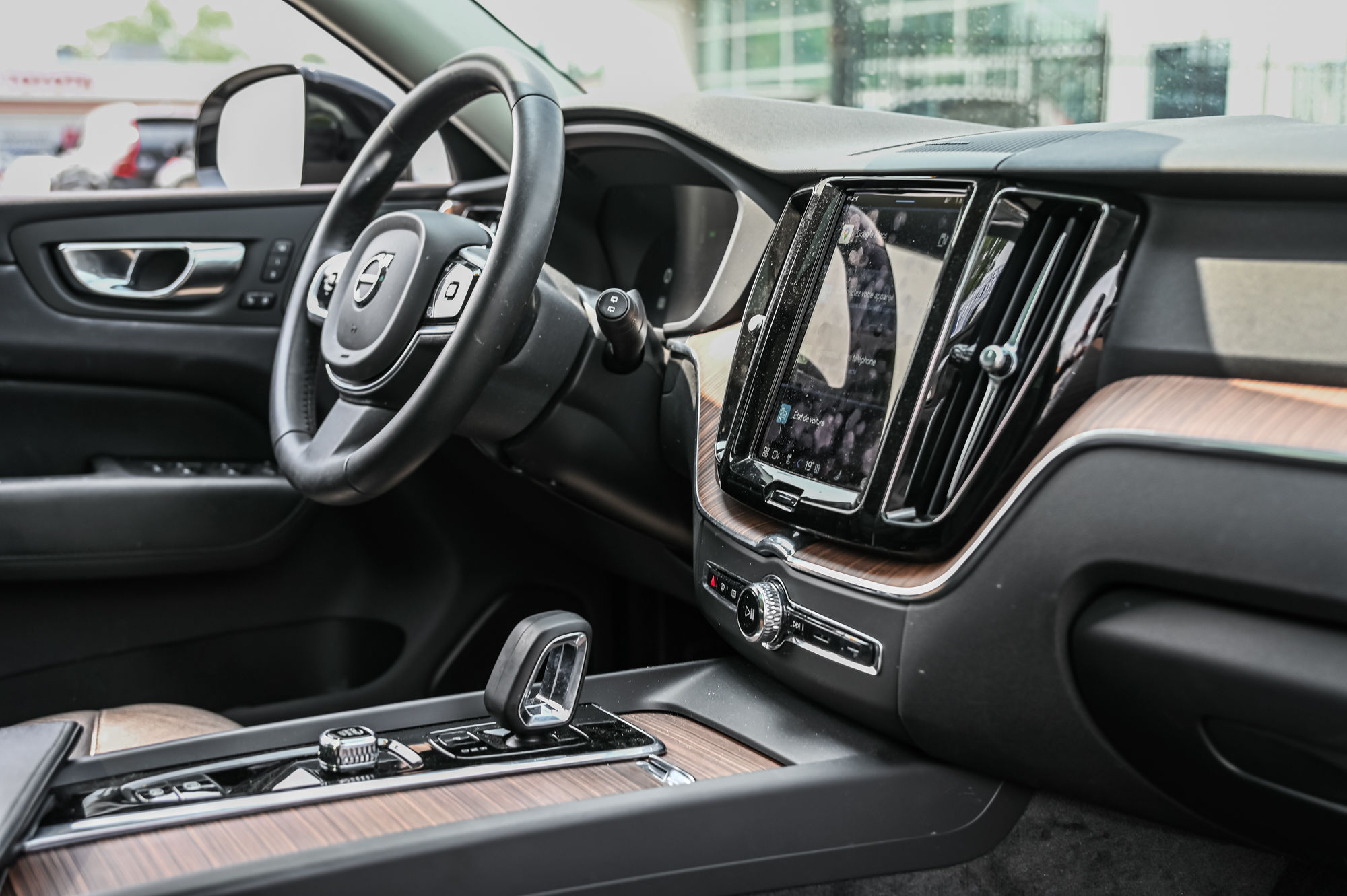 2023 Volvo XC60 in Pointe-Claire, Quebec