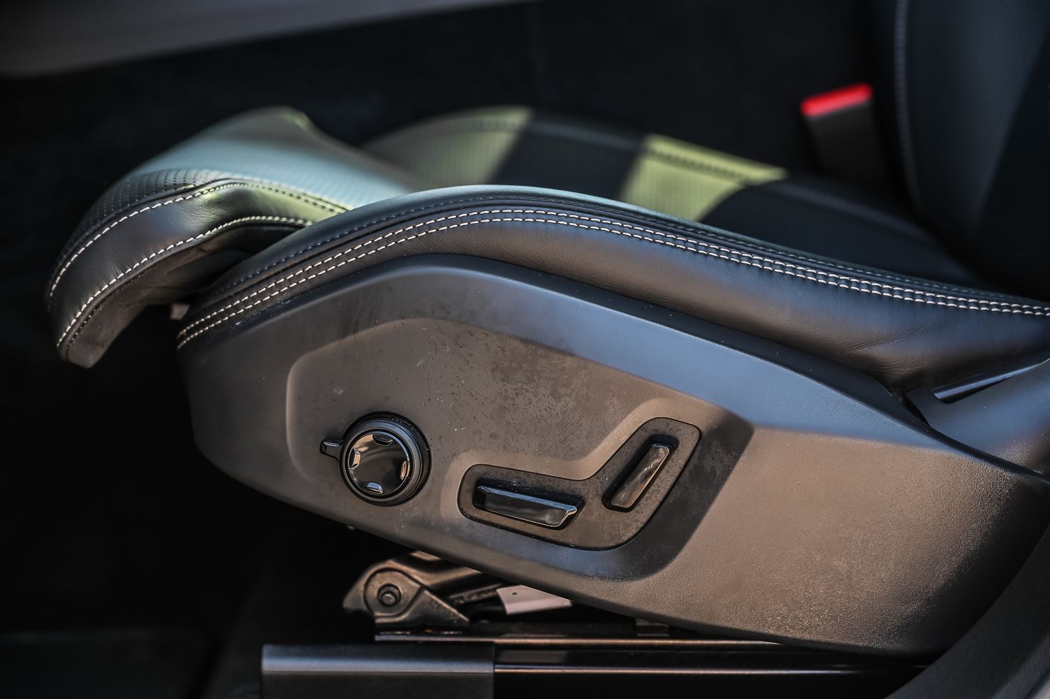 2023 Volvo XC60 in Pointe-Claire, Quebec