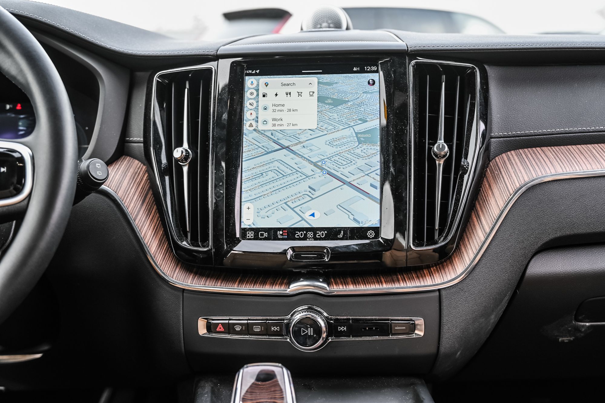 2023 Volvo XC60 in Pointe-Claire, Quebec