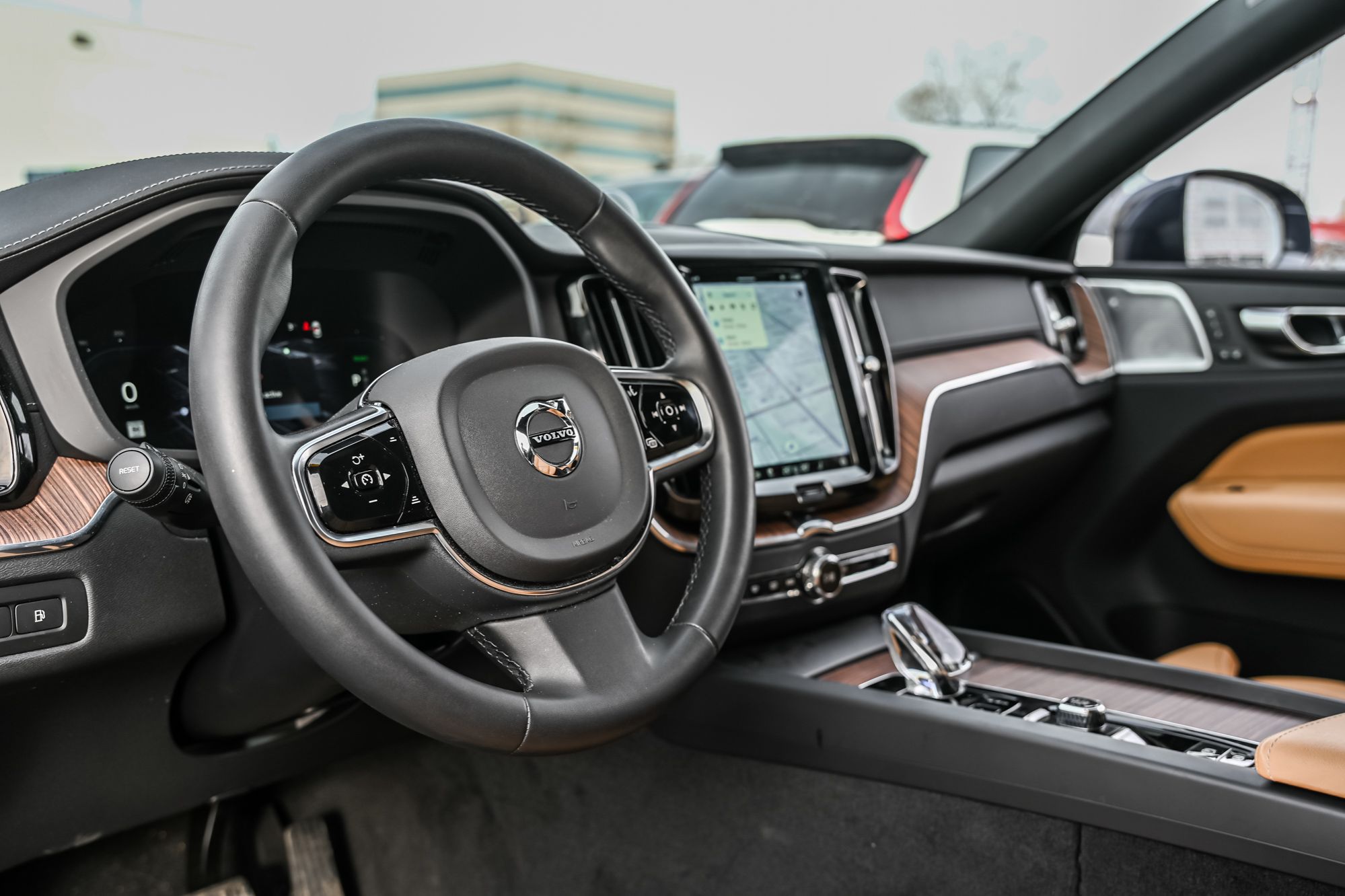 2023 Volvo XC60 in Pointe-Claire, Quebec