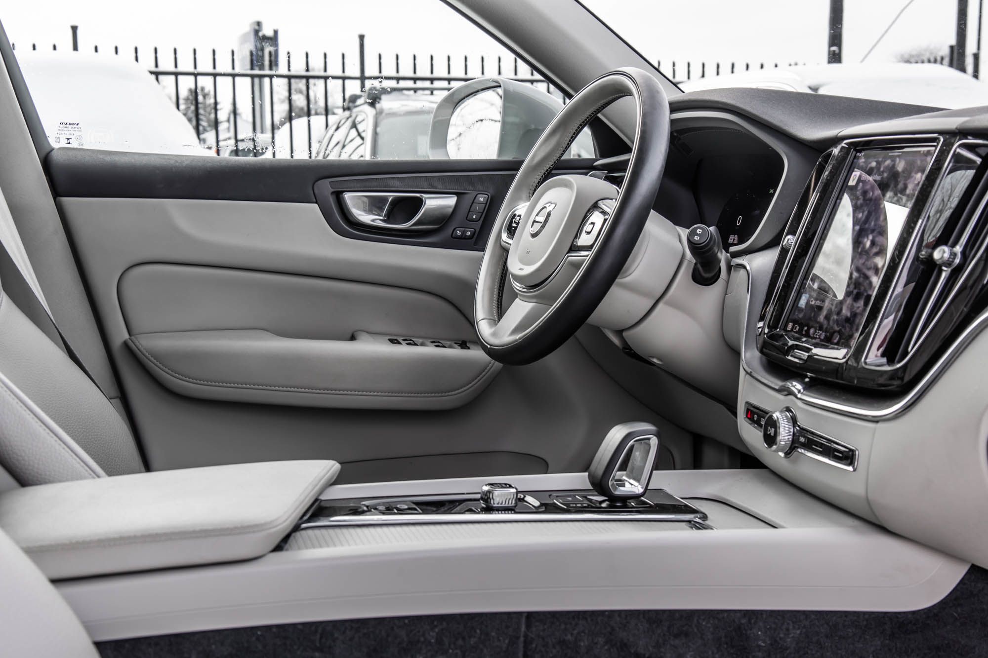 Volvo XC60  2023 à Pointe-Claire, Québec