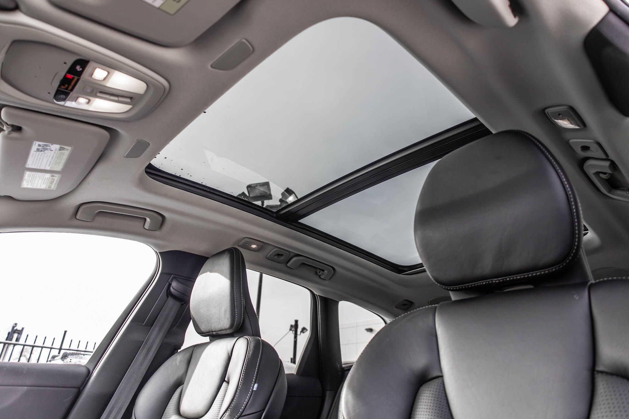 Volvo XC60  2023 à Pointe-Claire, Québec